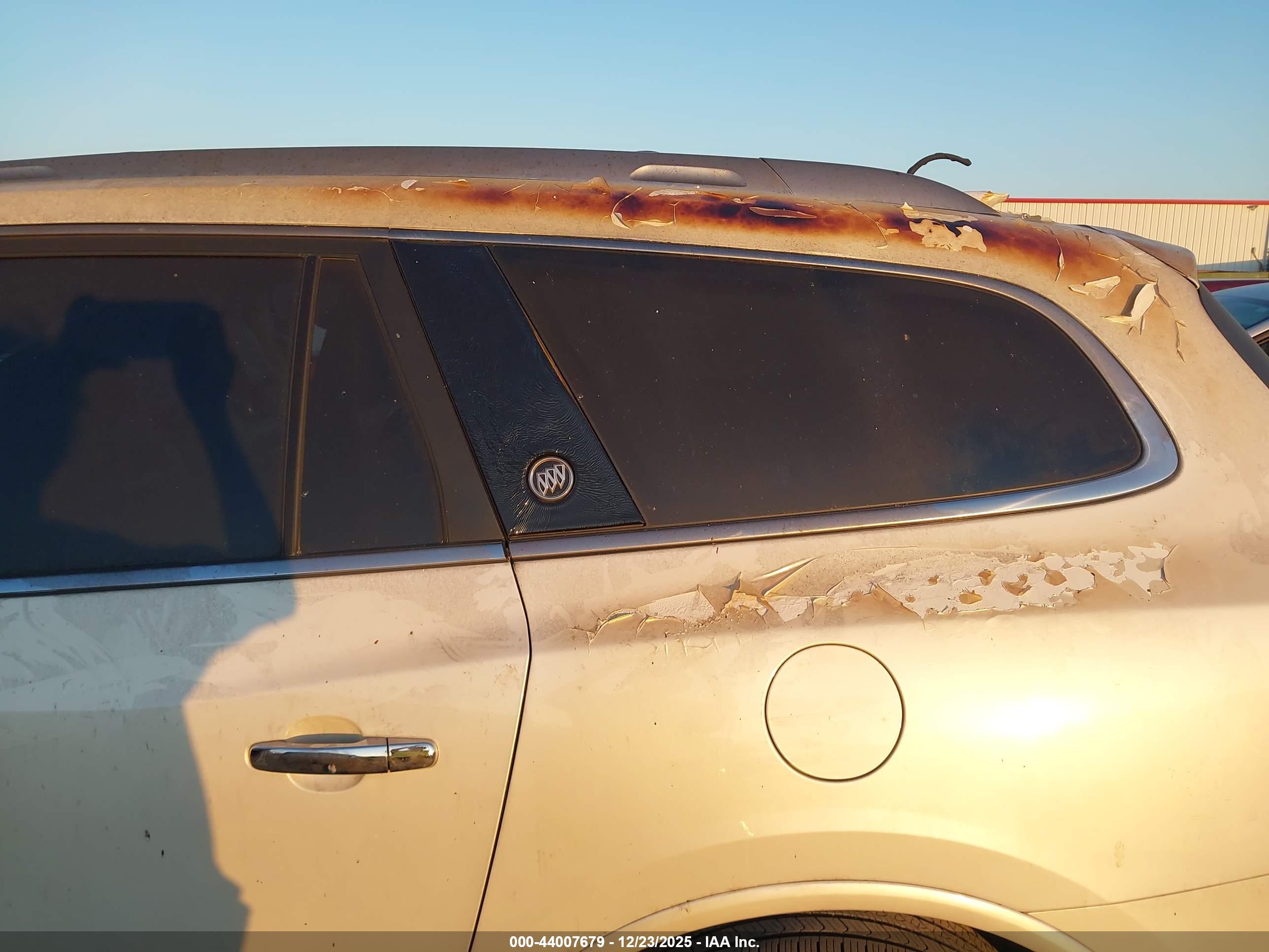 BUICK ENCLAVE image 6