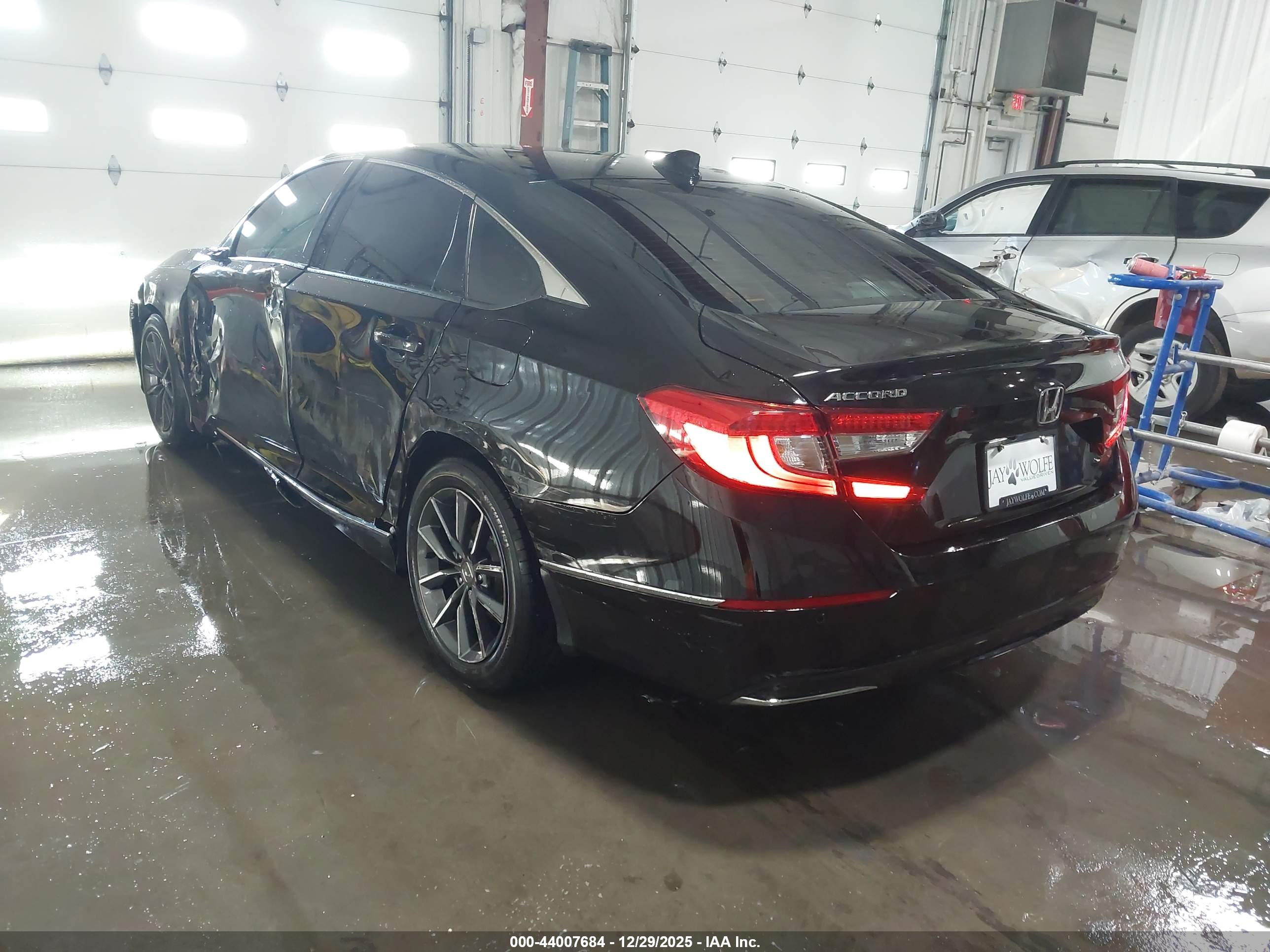 HONDA ACCORD image 3