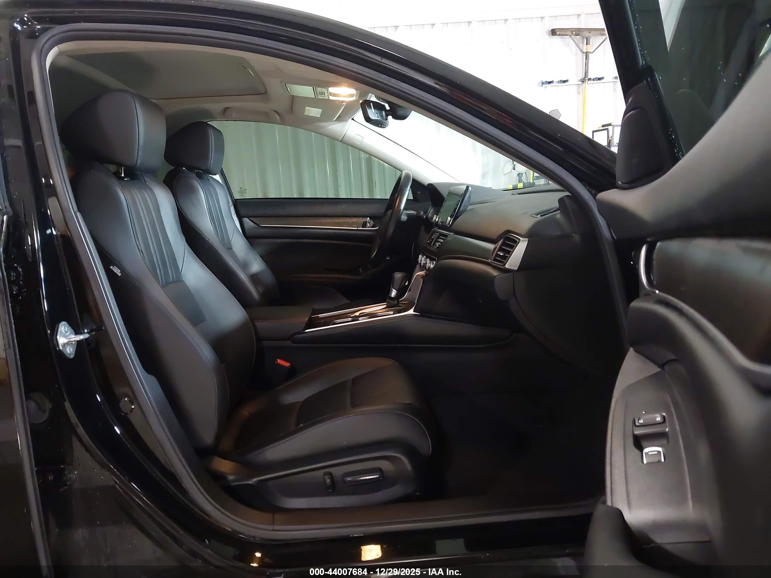 HONDA ACCORD image 5