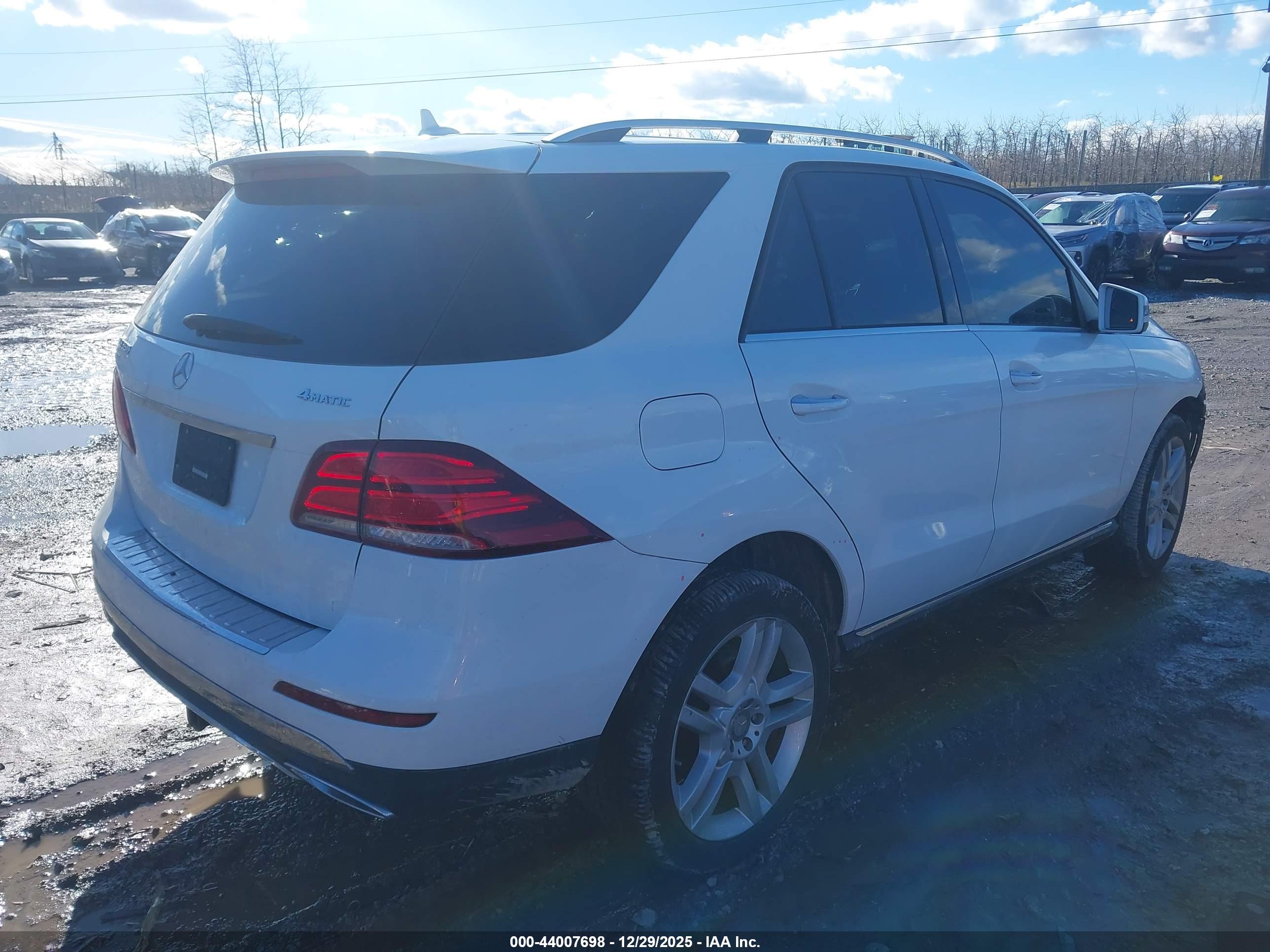MERCEDES-BENZ GLE image 4