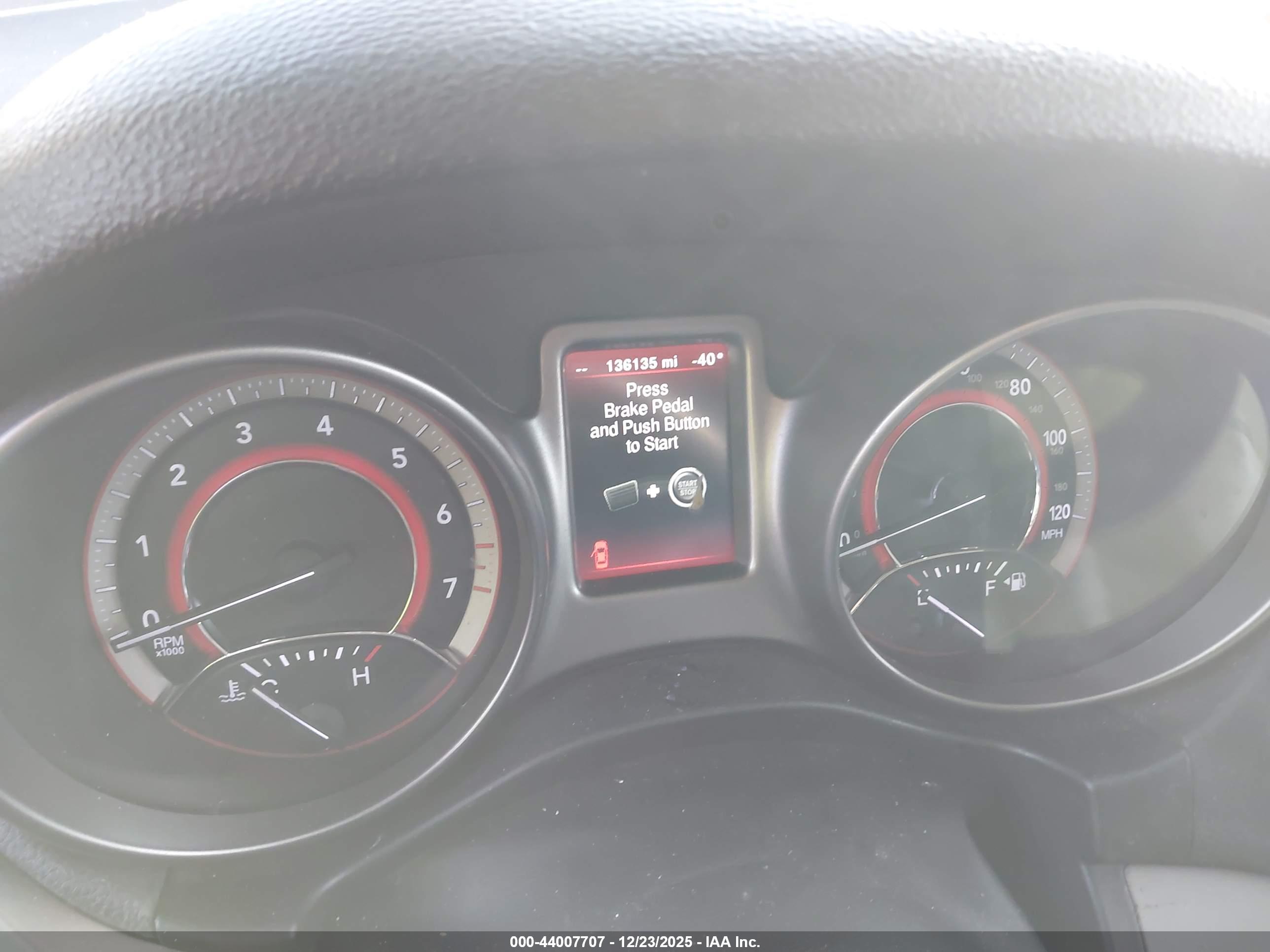 DODGE JOURNEY image 7