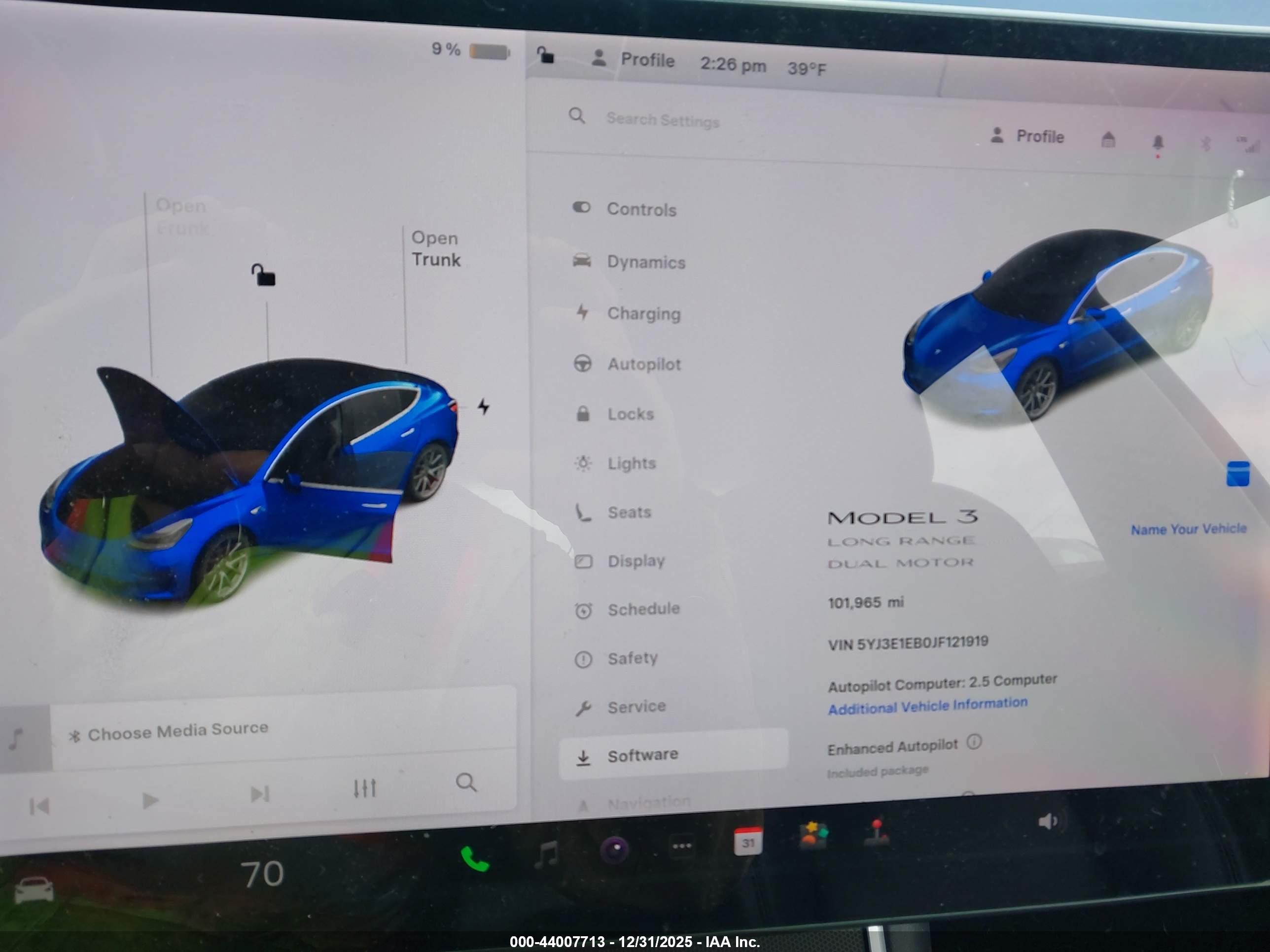 TESLA MODEL image 7