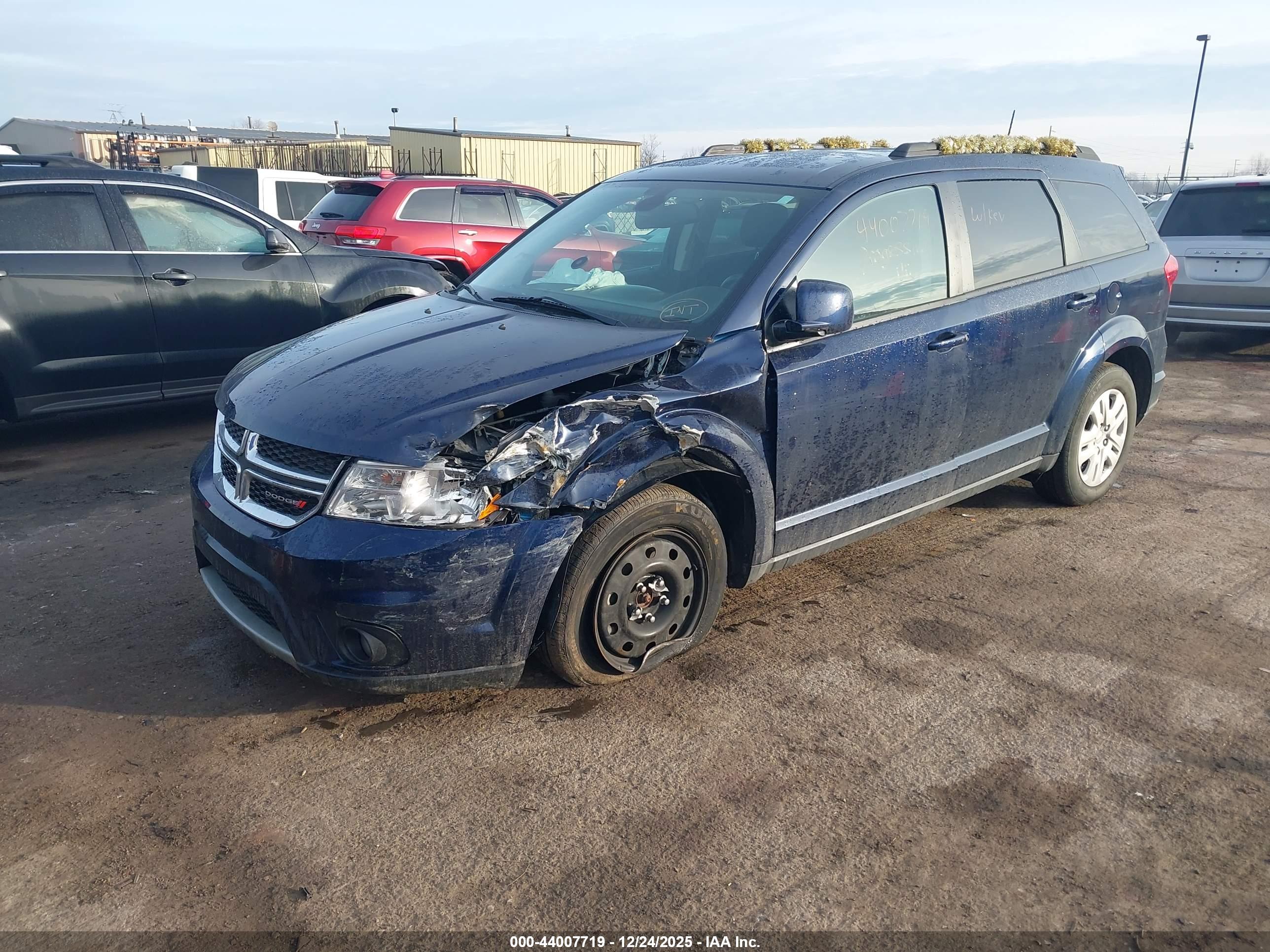 DODGE JOURNEY image 2