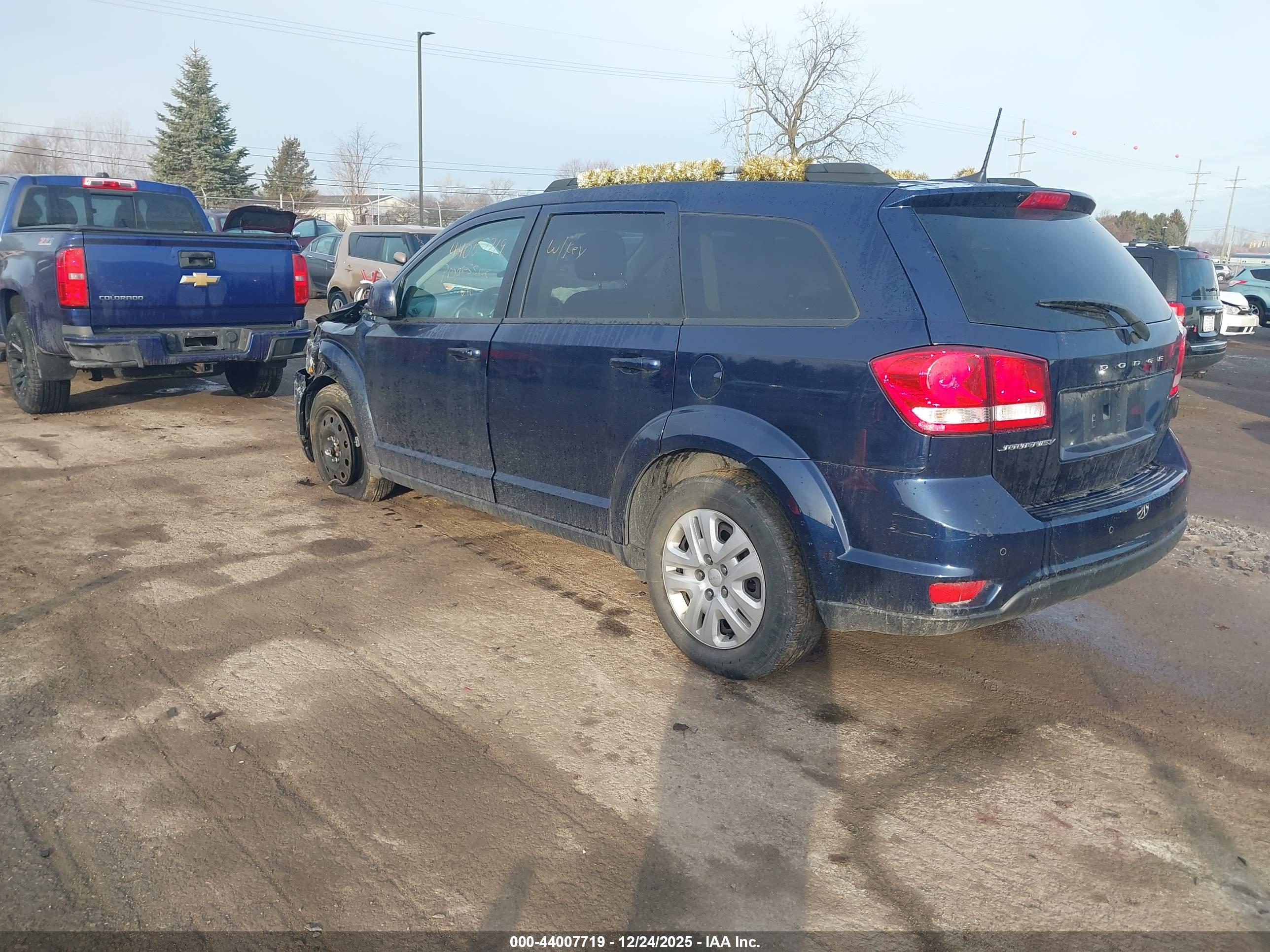 DODGE JOURNEY image 3