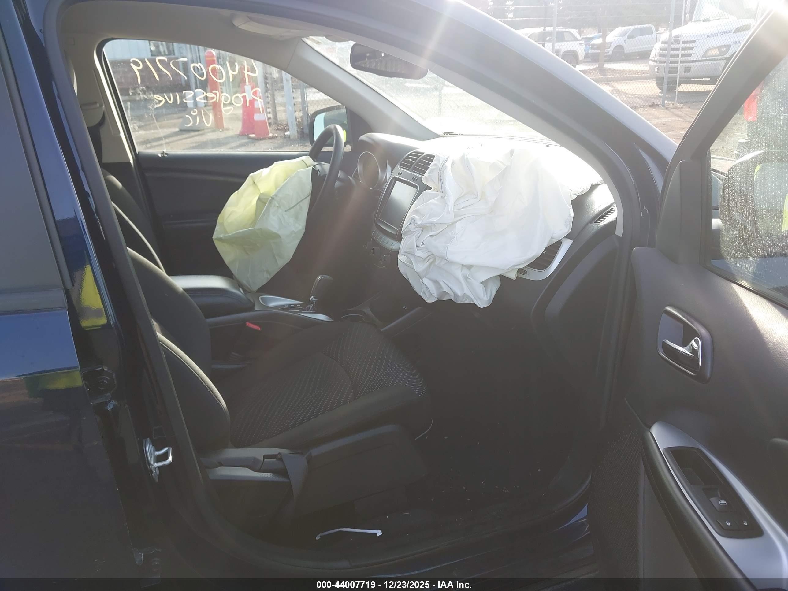 DODGE JOURNEY image 5