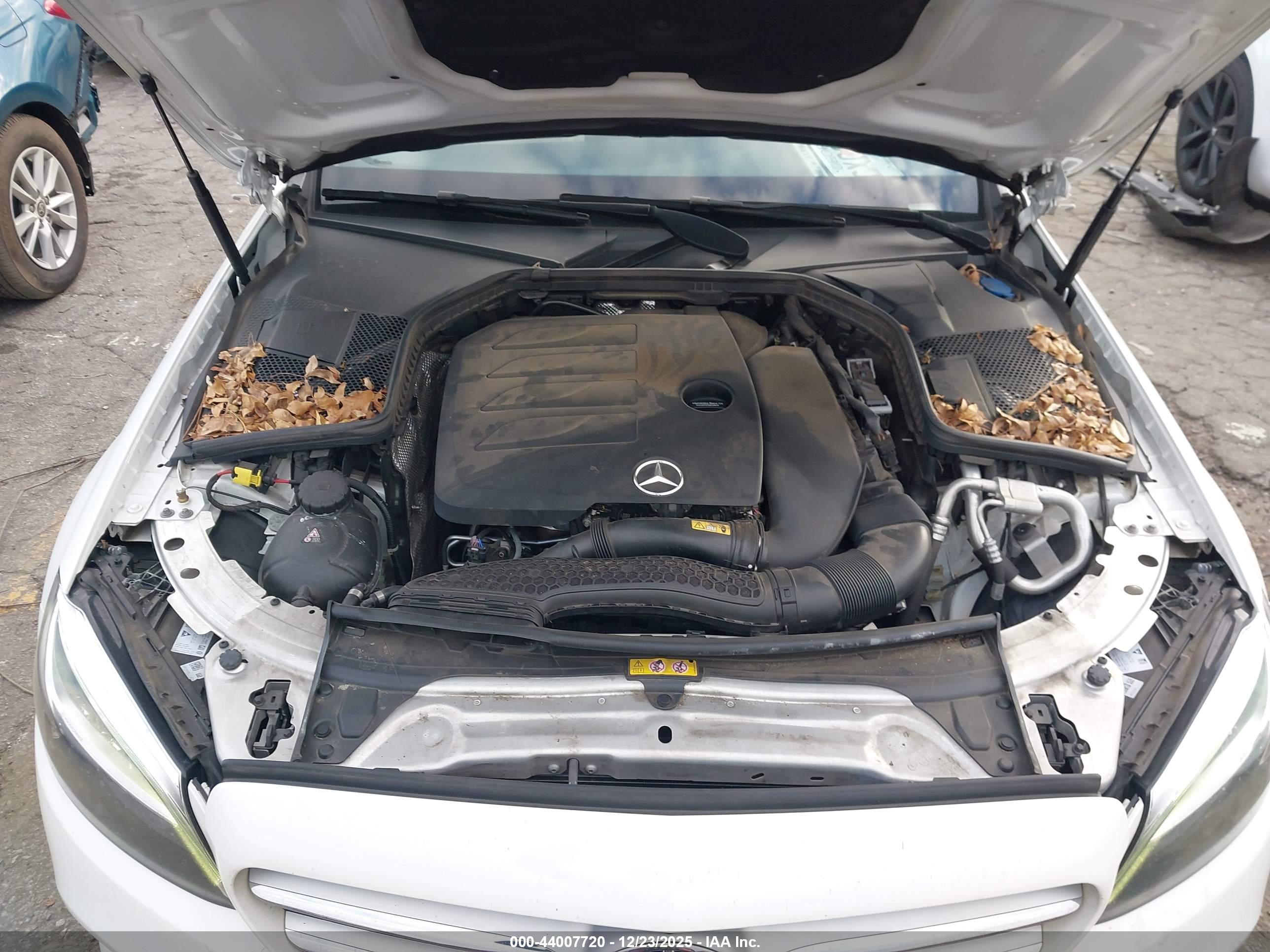 MERCEDES-BENZ C image 10