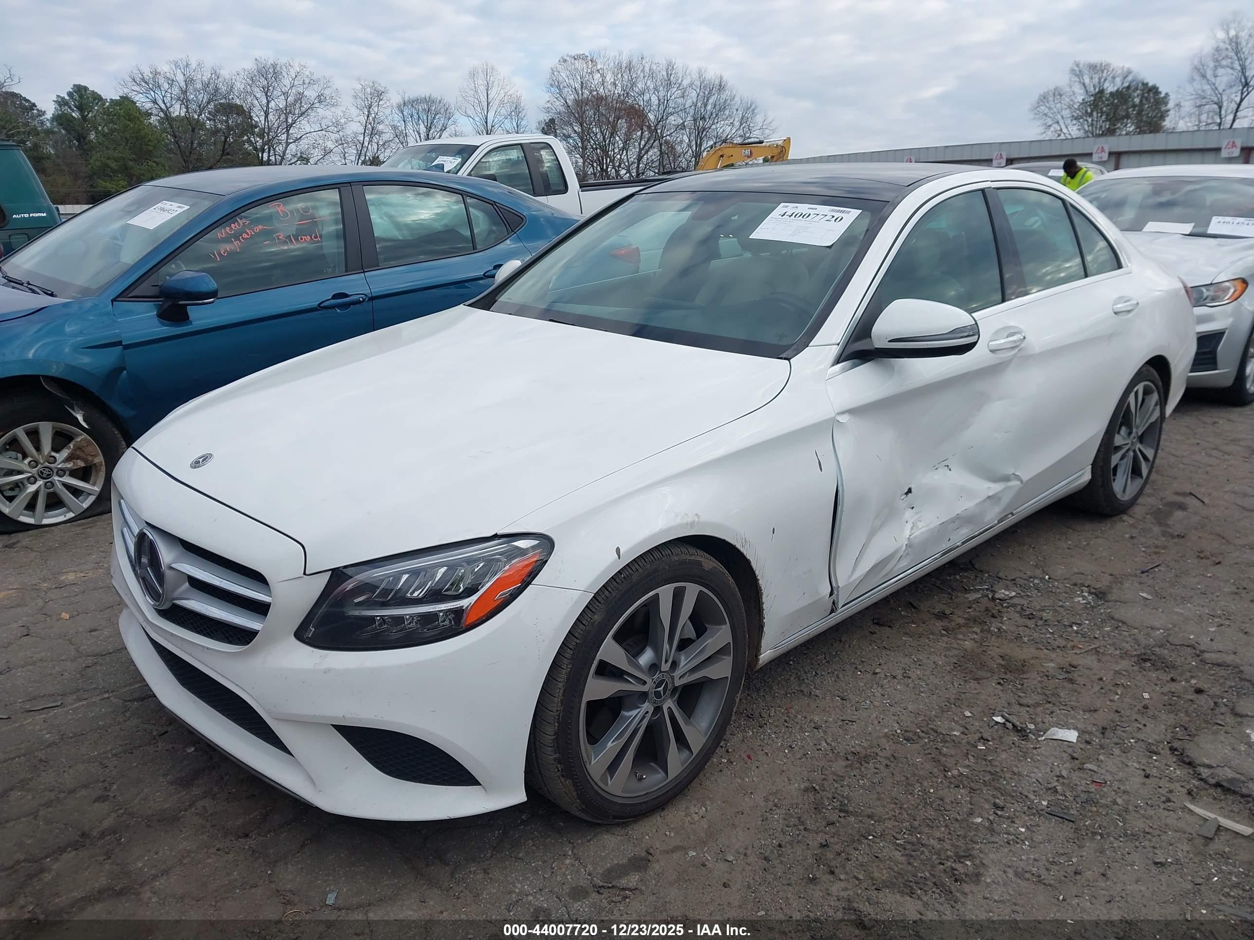 MERCEDES-BENZ C image 2