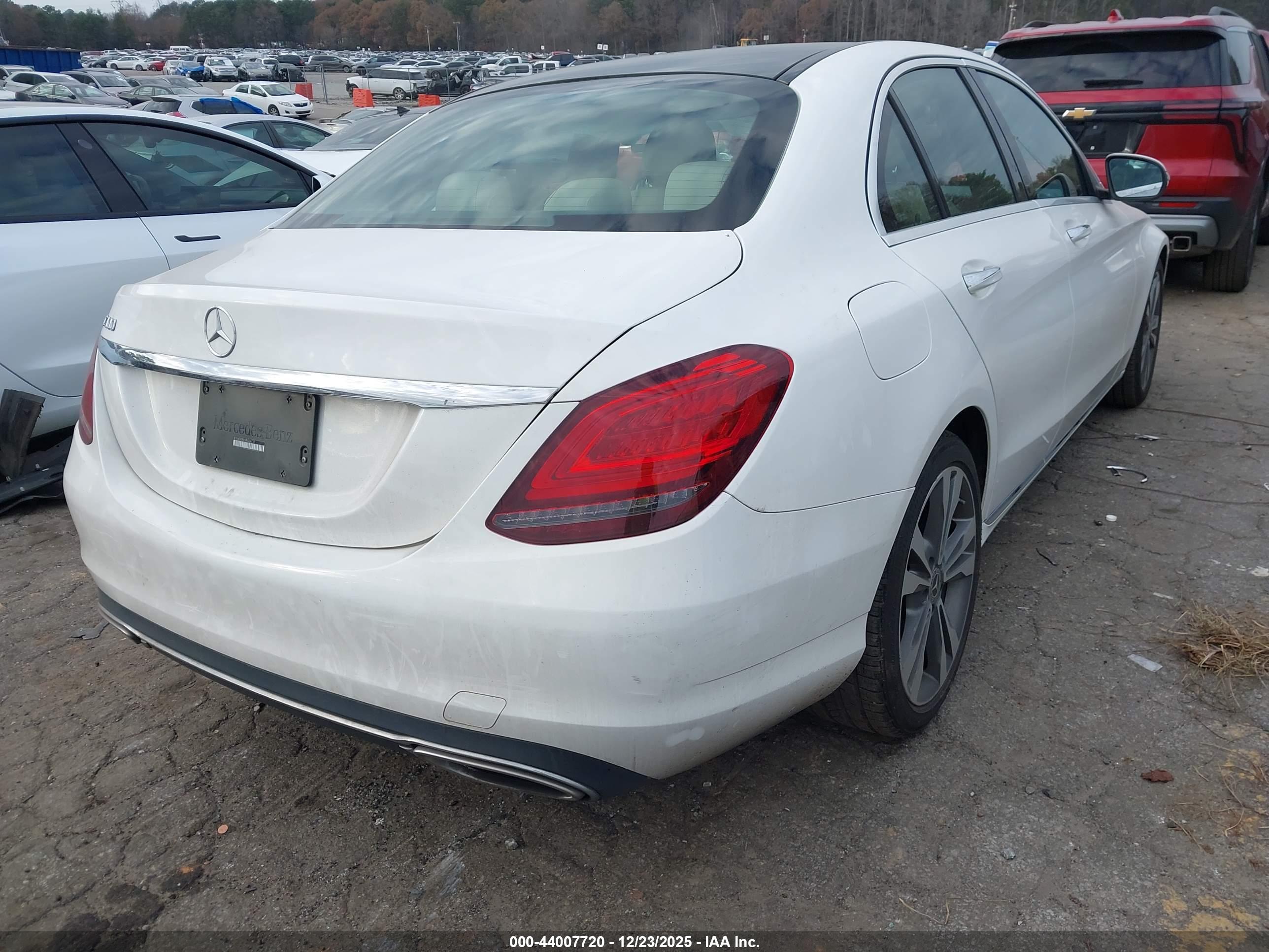 MERCEDES-BENZ C image 4