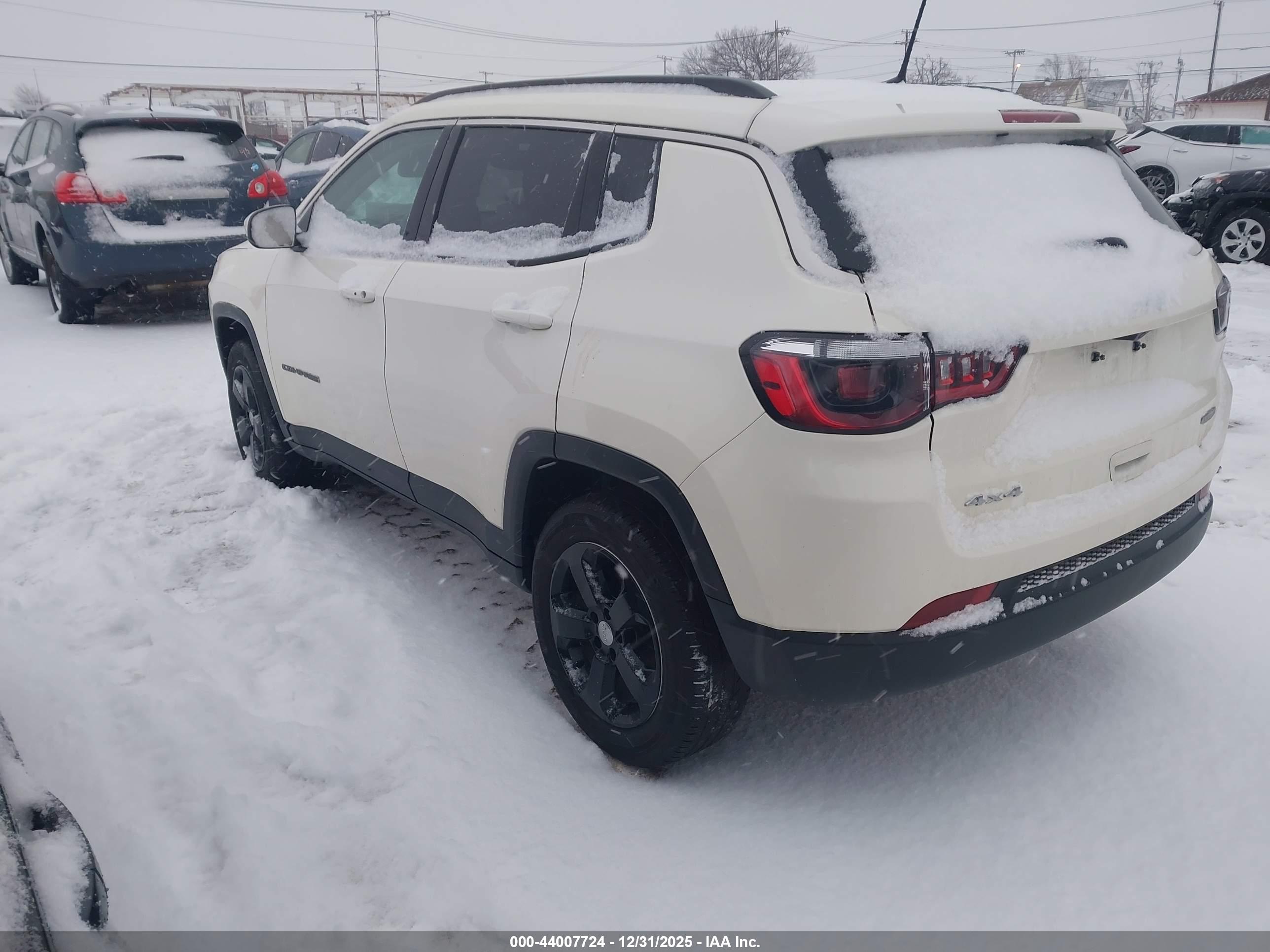 JEEP COMPASS image 3