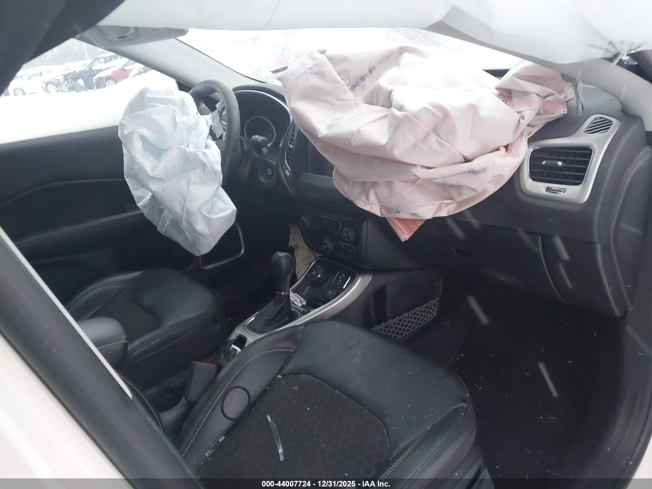 JEEP COMPASS image 5