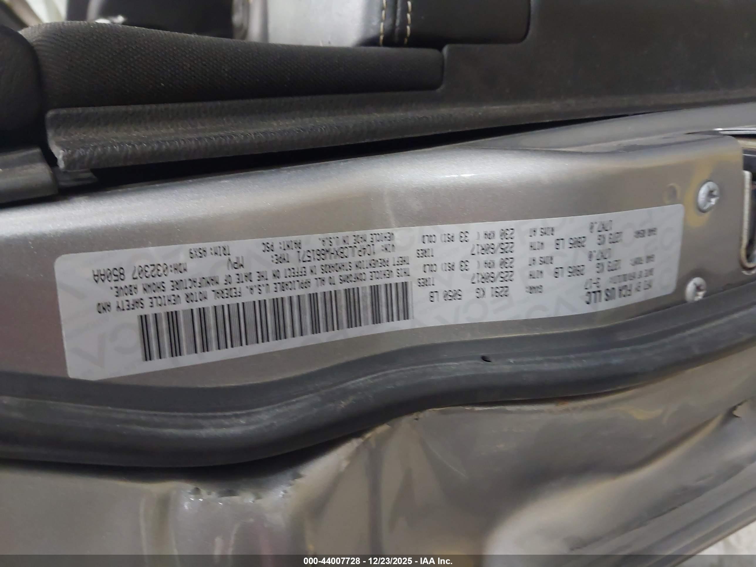 JEEP CHEROKEE image 9