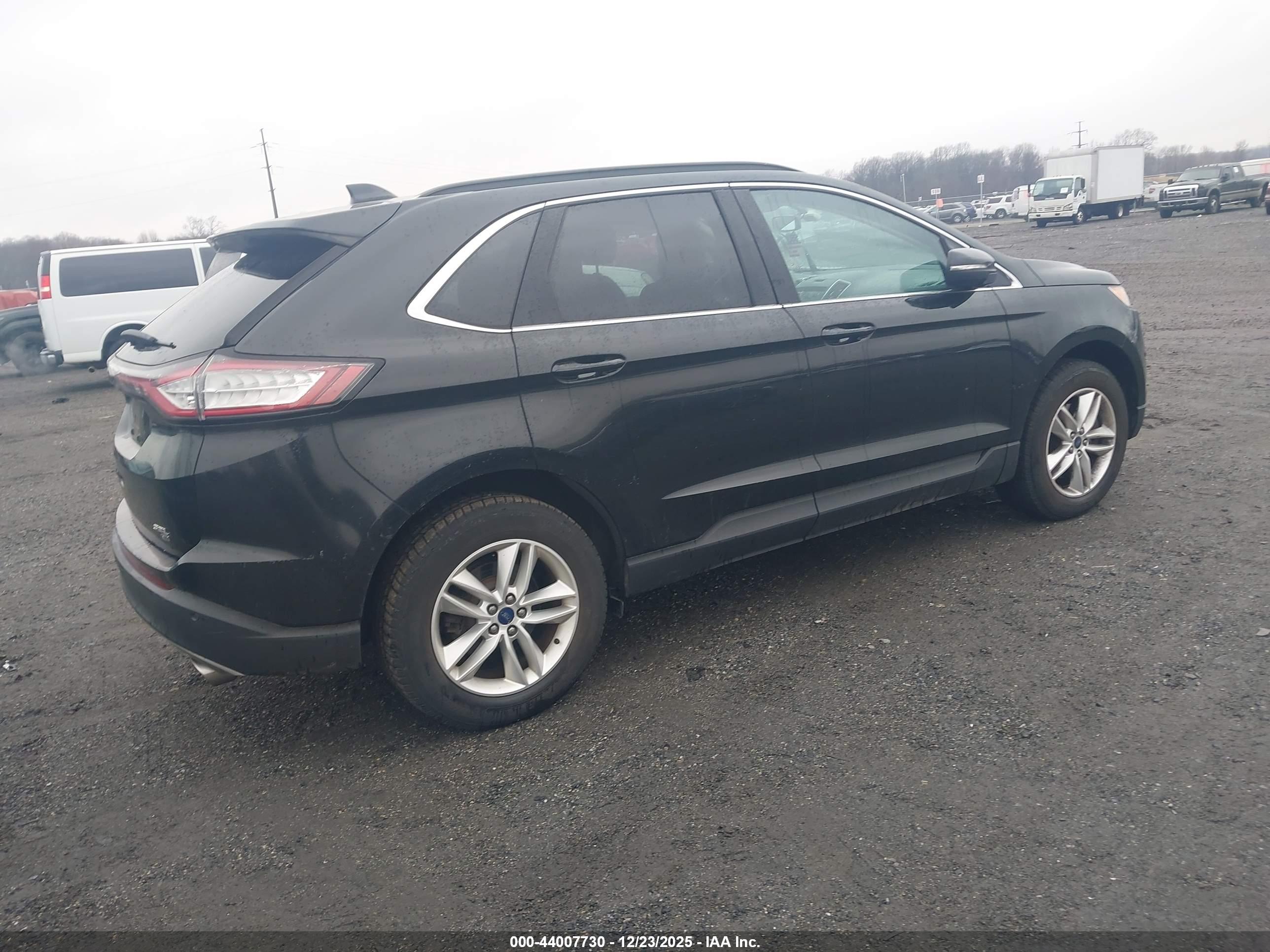 FORD EDGE image 4