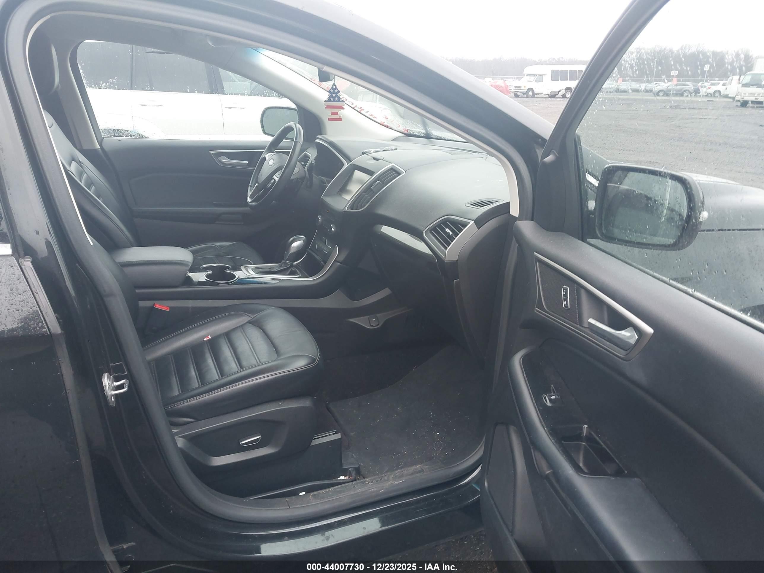 FORD EDGE image 5