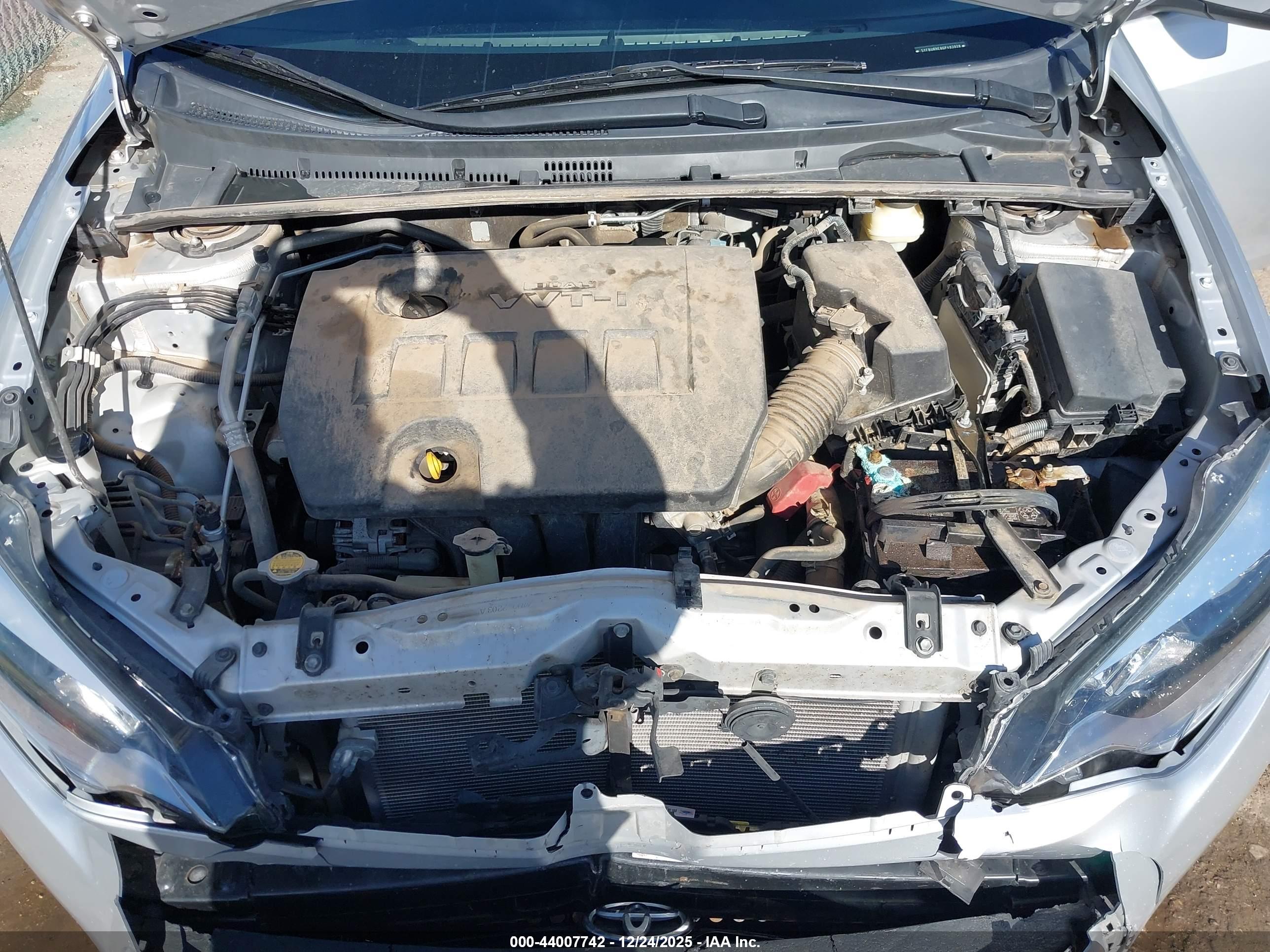 TOYOTA COROLLA image 10