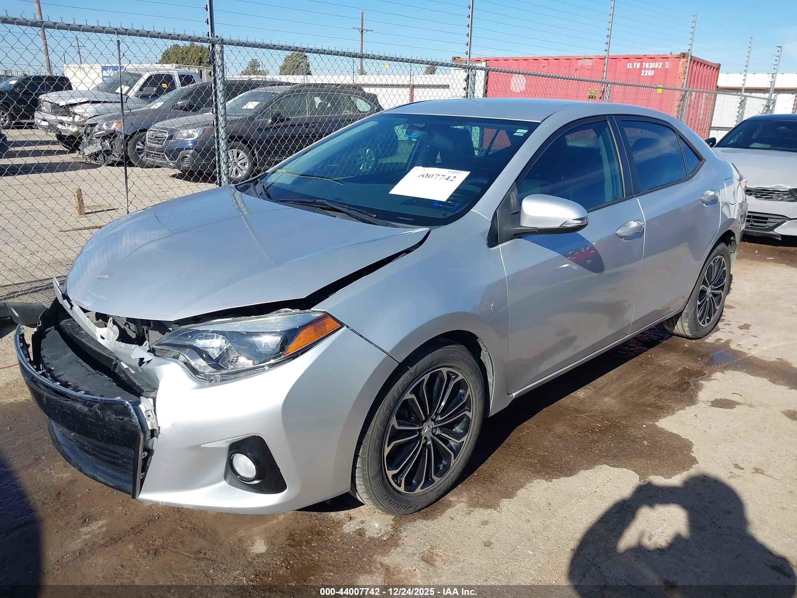TOYOTA COROLLA image 2