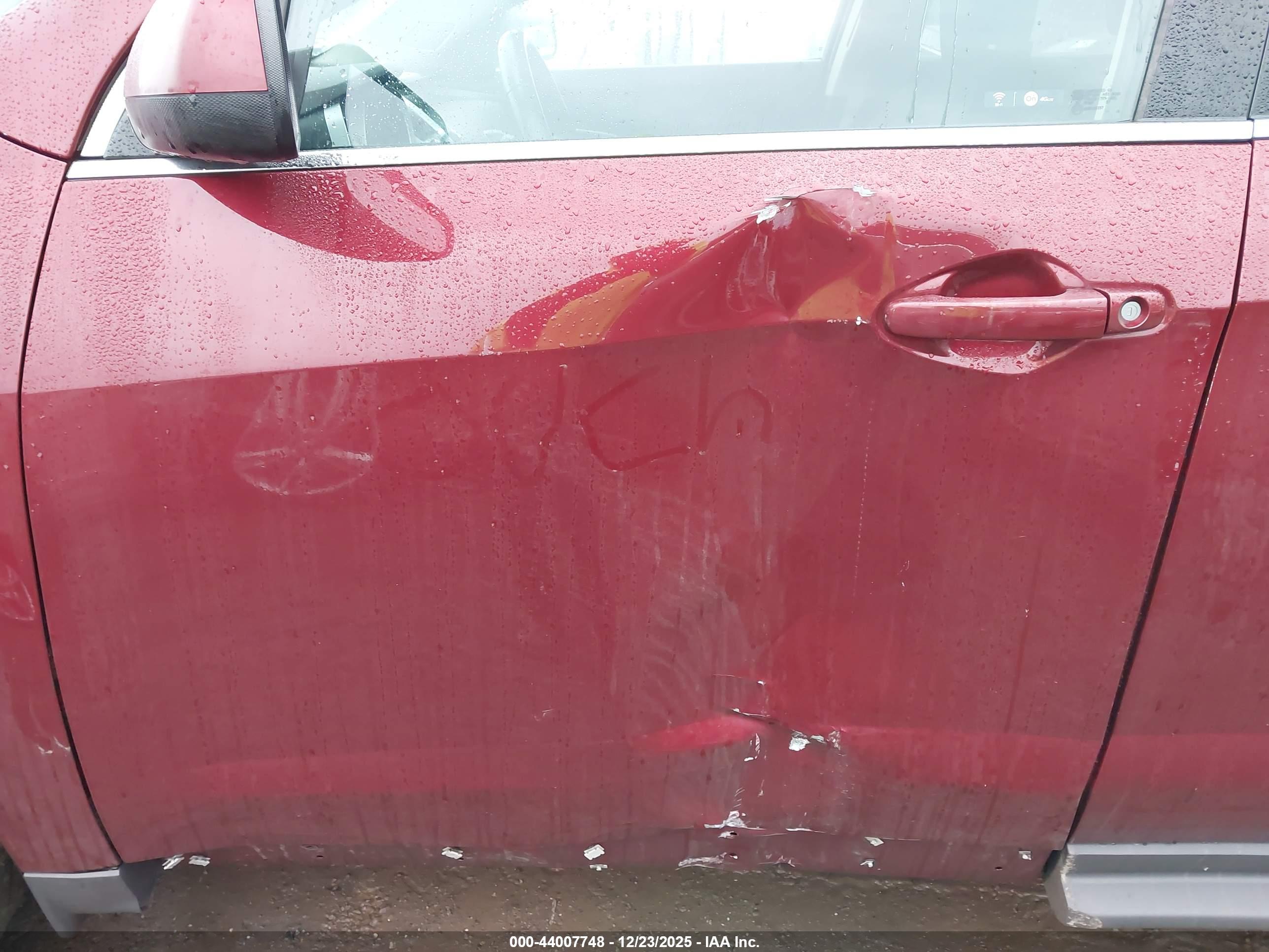 CHEVROLET EQUINOX image 6