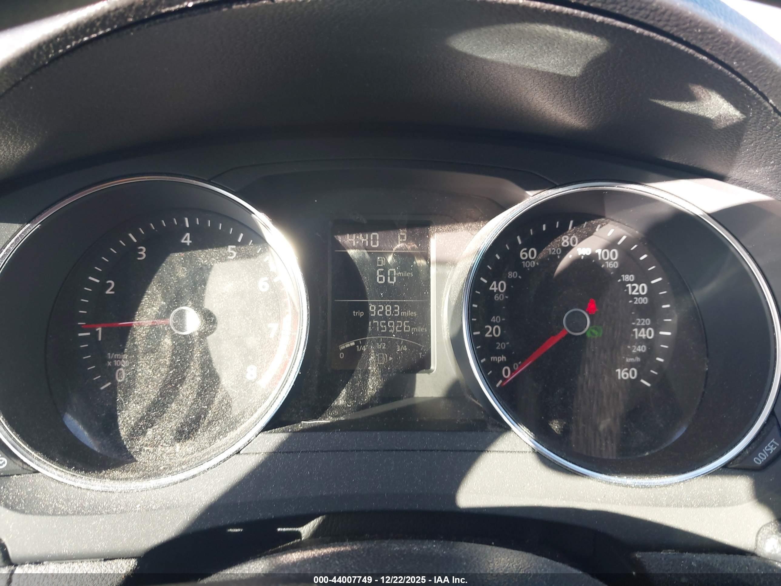 VOLKSWAGEN JETTA image 7