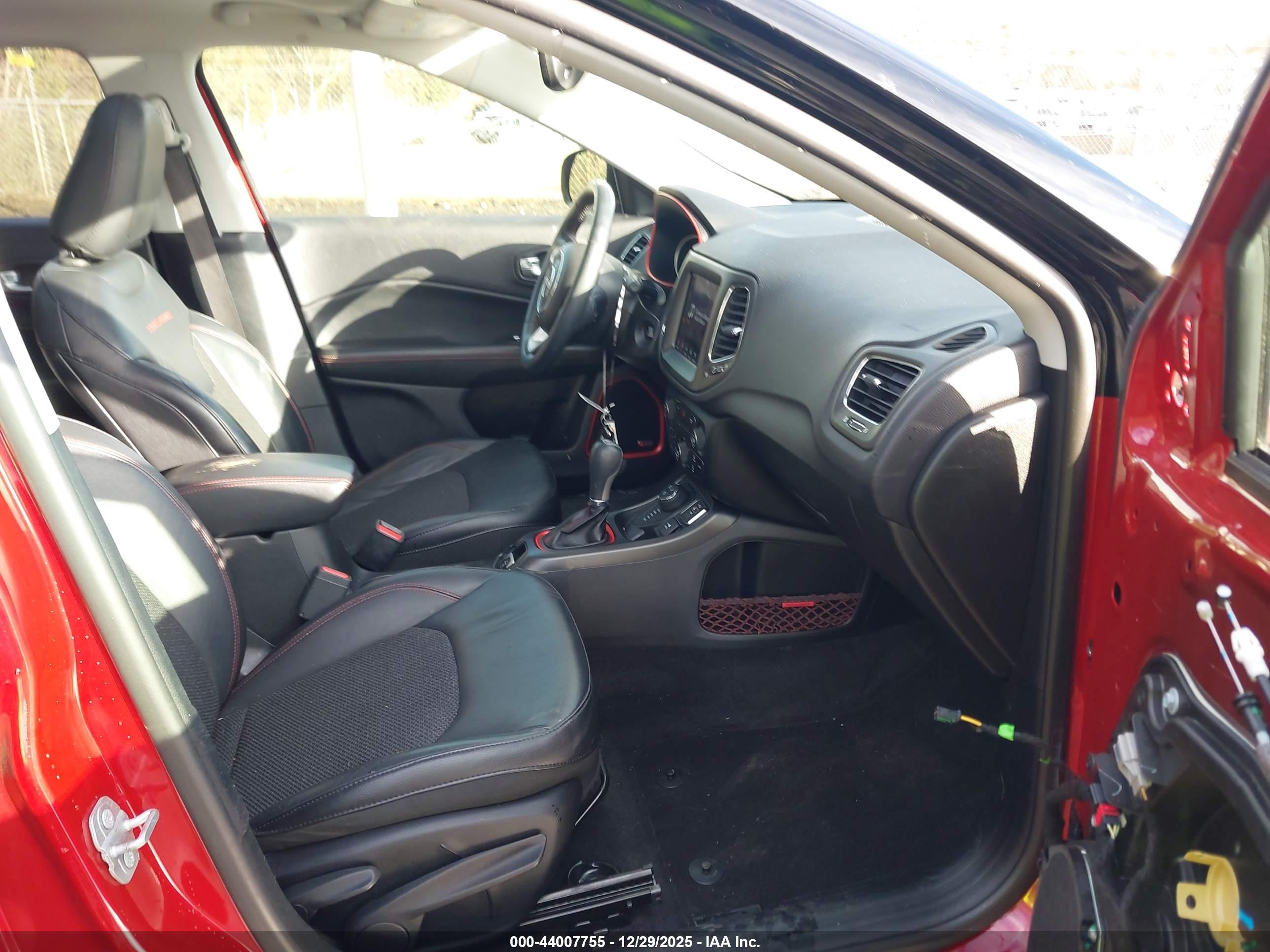 JEEP COMPASS image 5