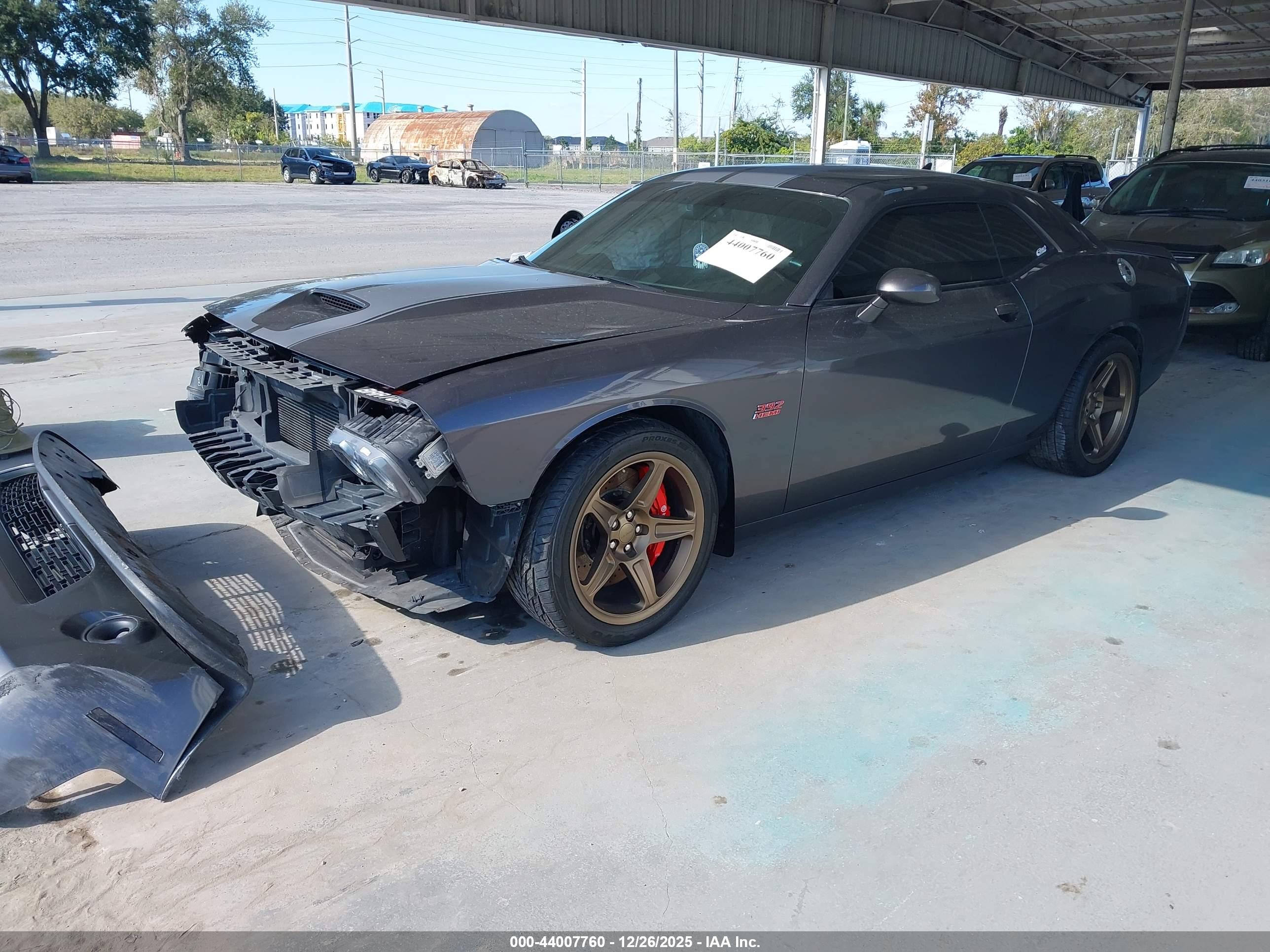DODGE CHALLENGER image 2