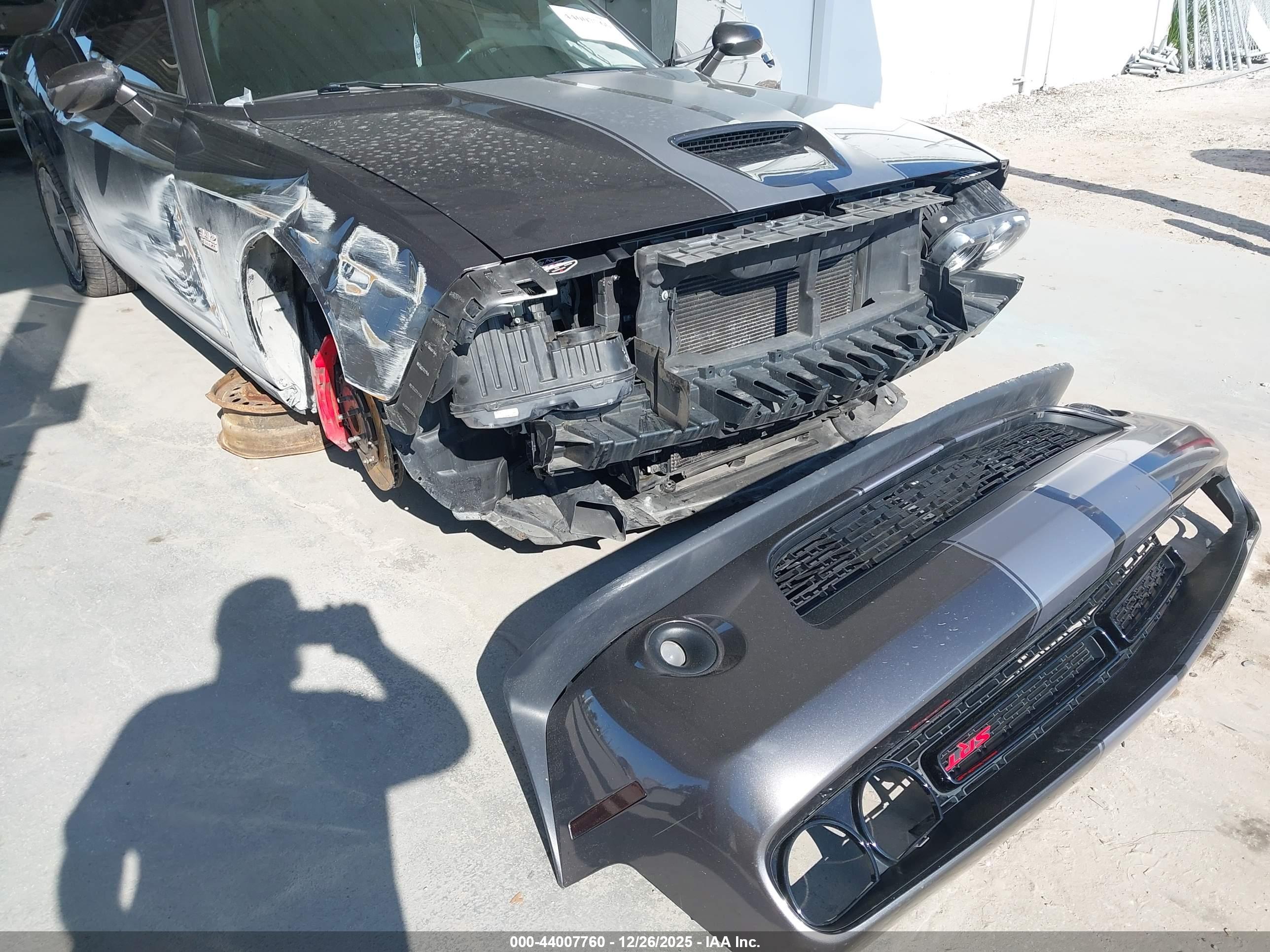 DODGE CHALLENGER image 6