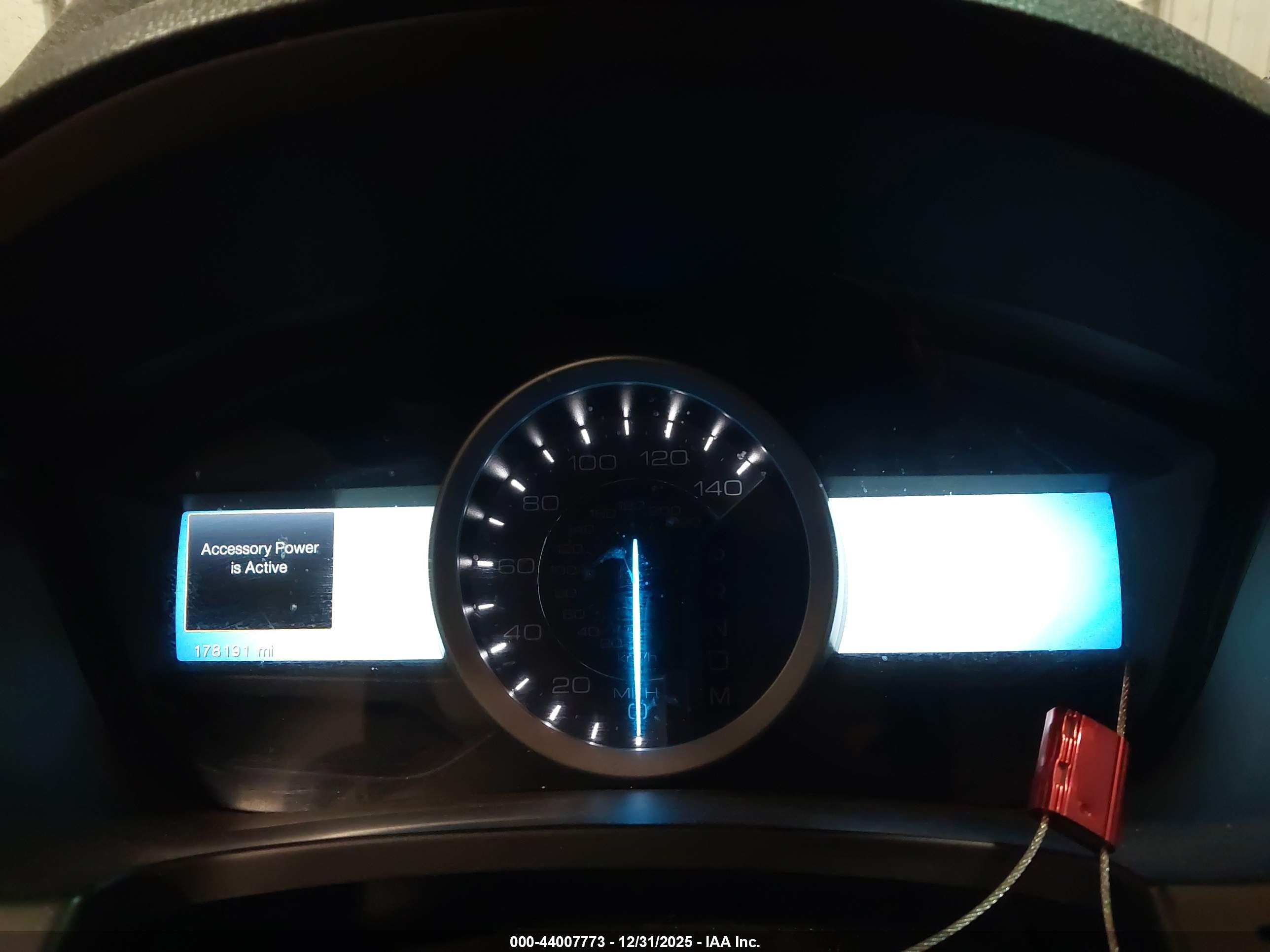FORD EXPLORER image 7