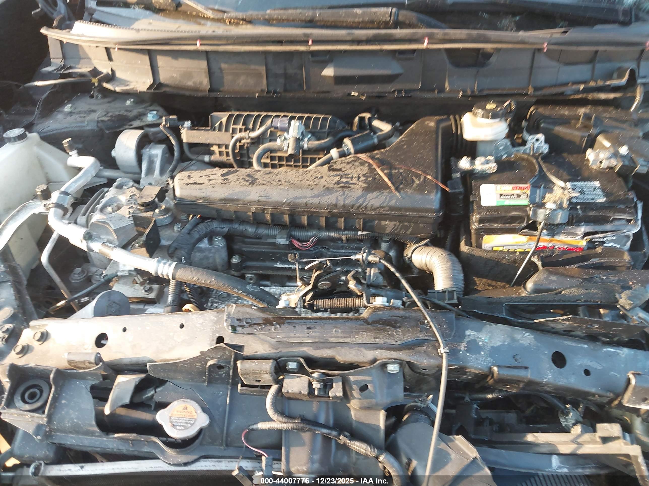 NISSAN ROGUE image 10
