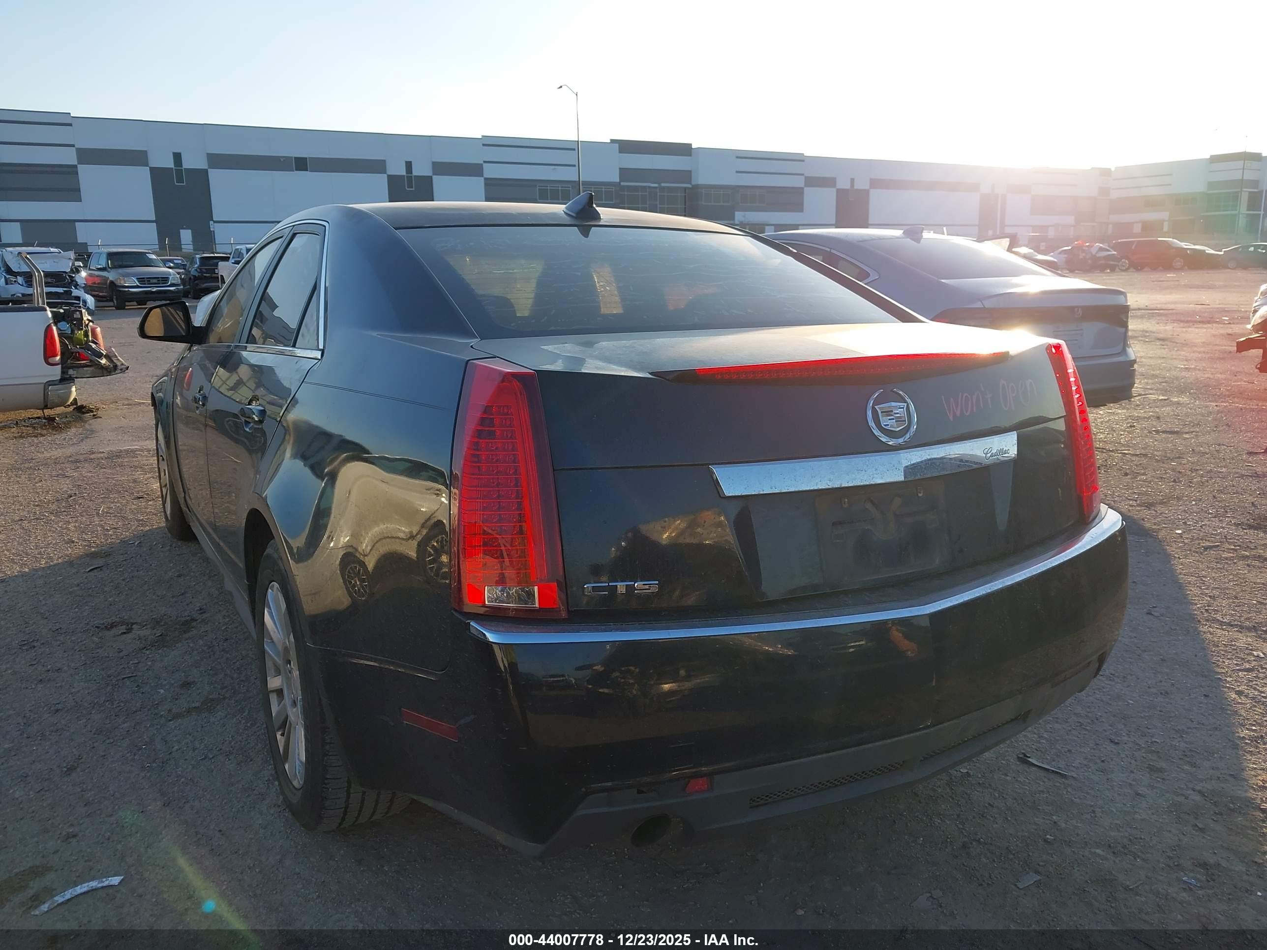 CADILLAC CTS image 3
