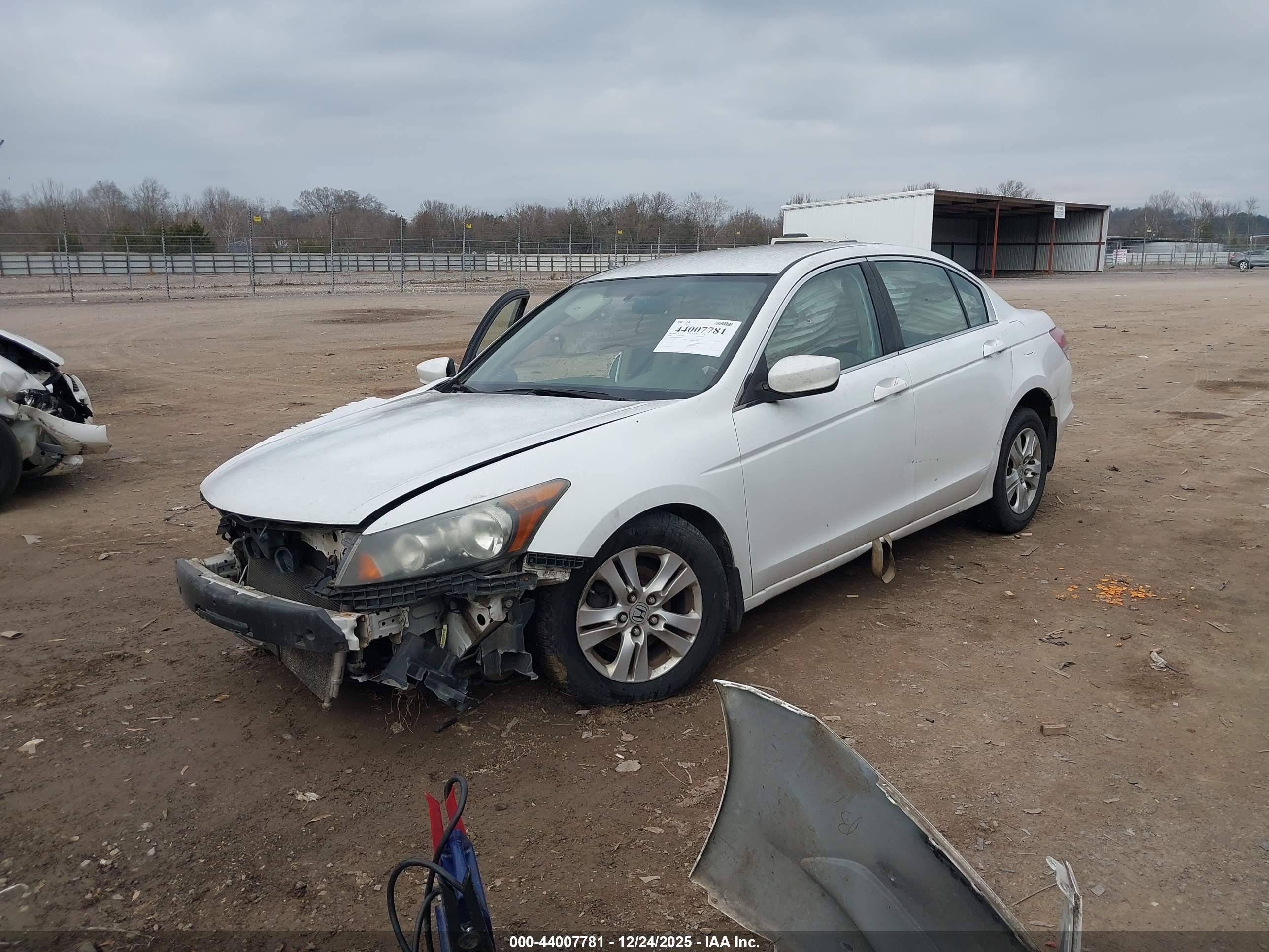 HONDA ACCORD image 2