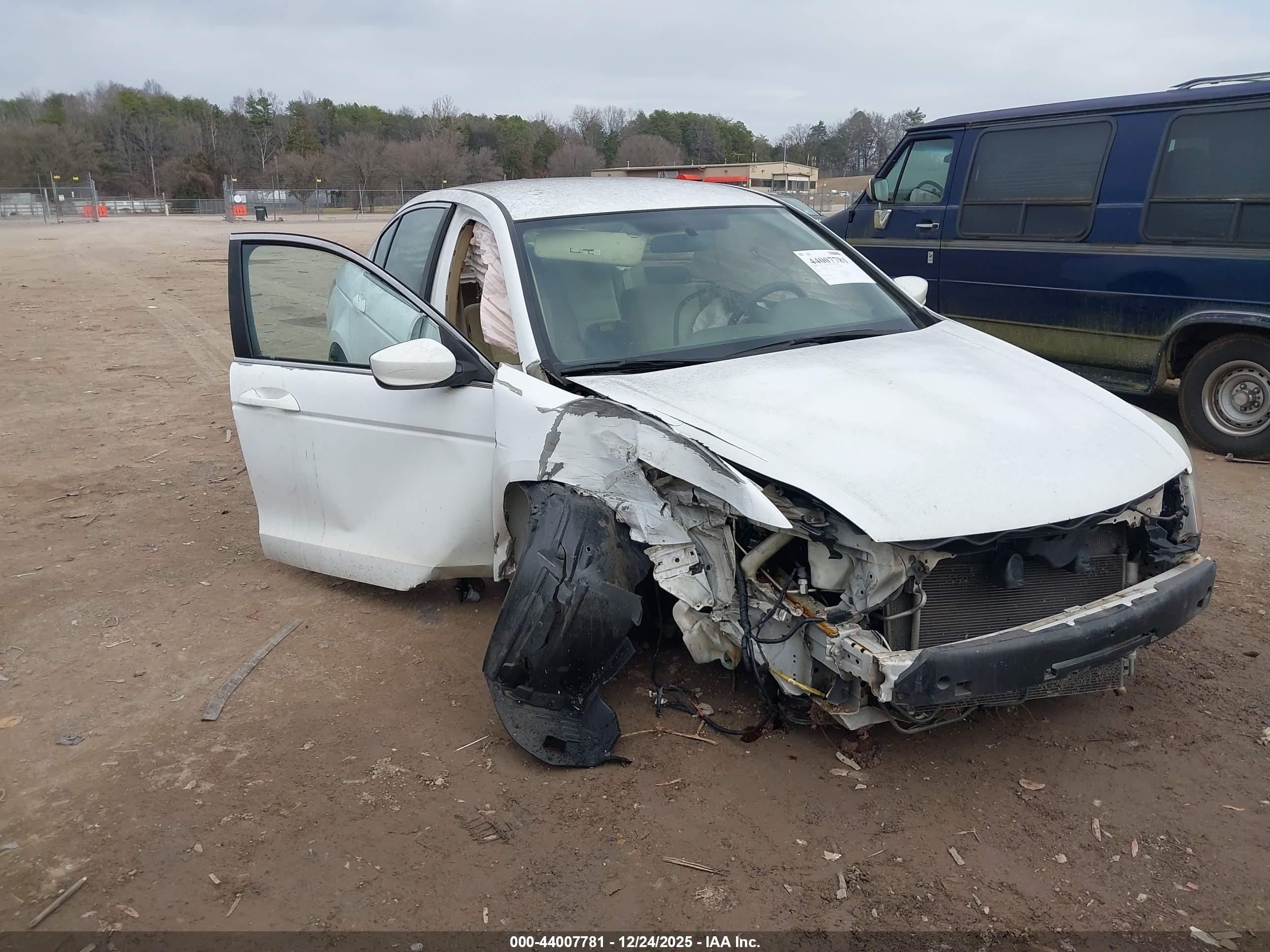 HONDA ACCORD image 6