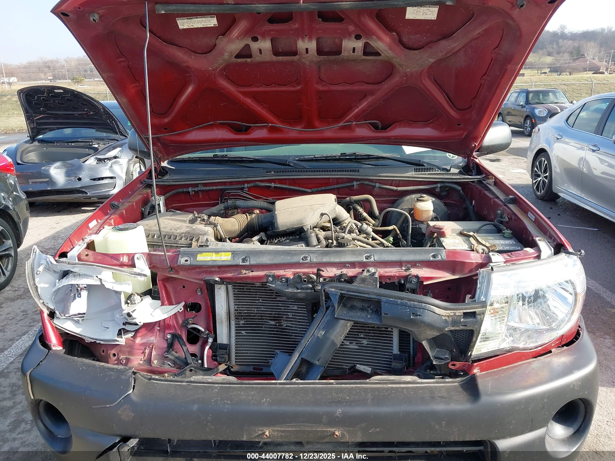 TOYOTA TACOMA image 10