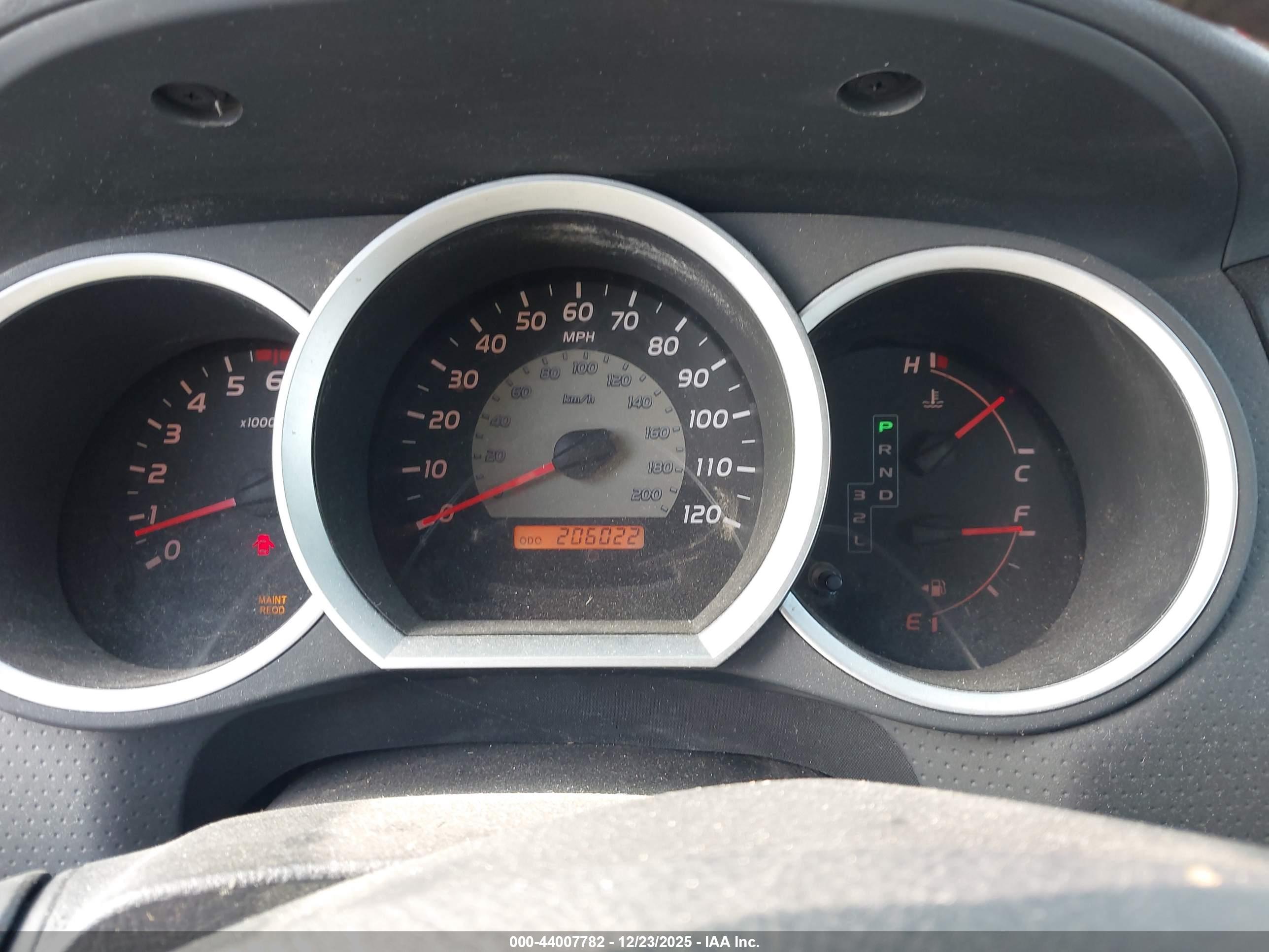 TOYOTA TACOMA image 7