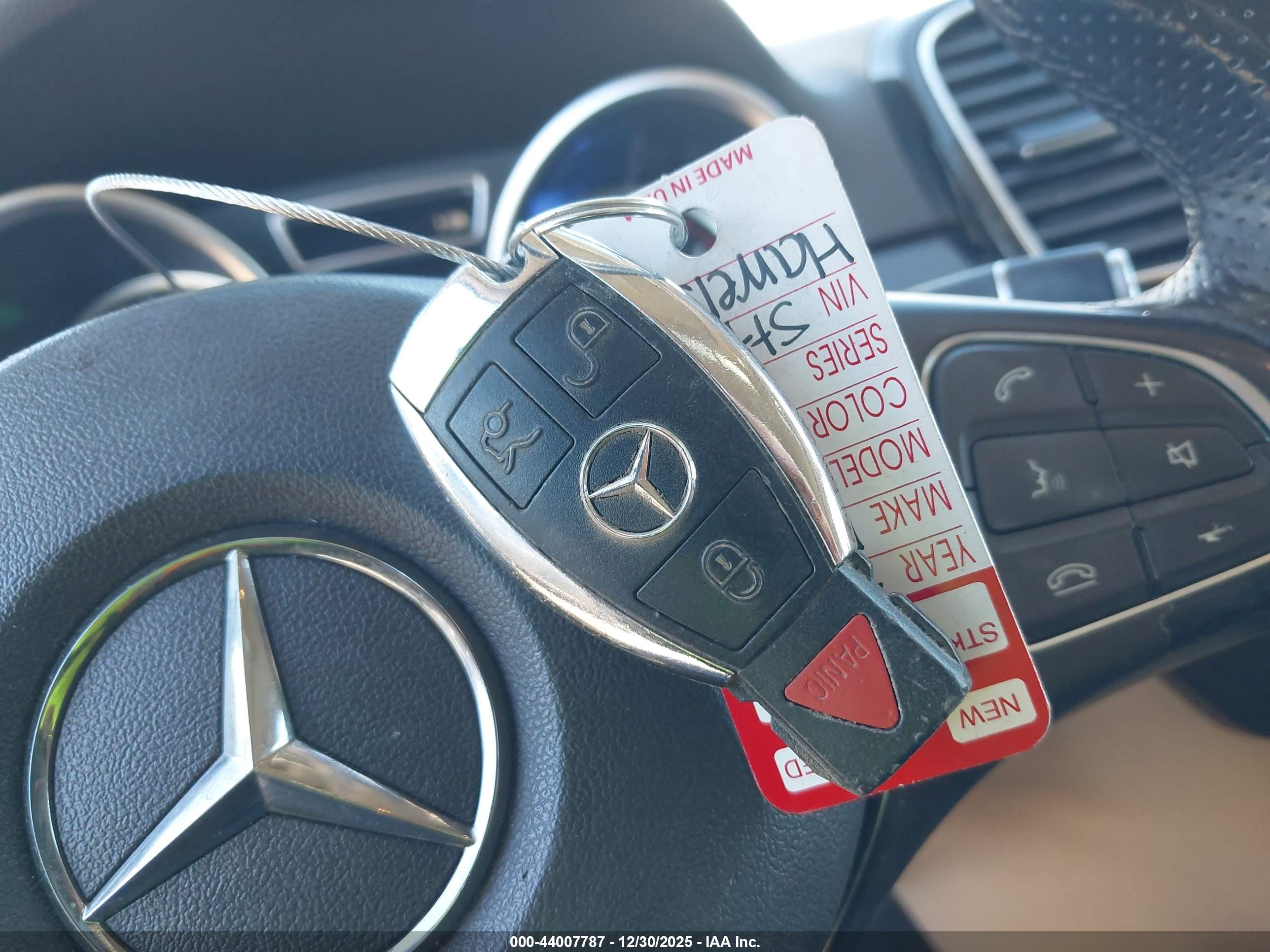 MERCEDES-BENZ GLE image 11