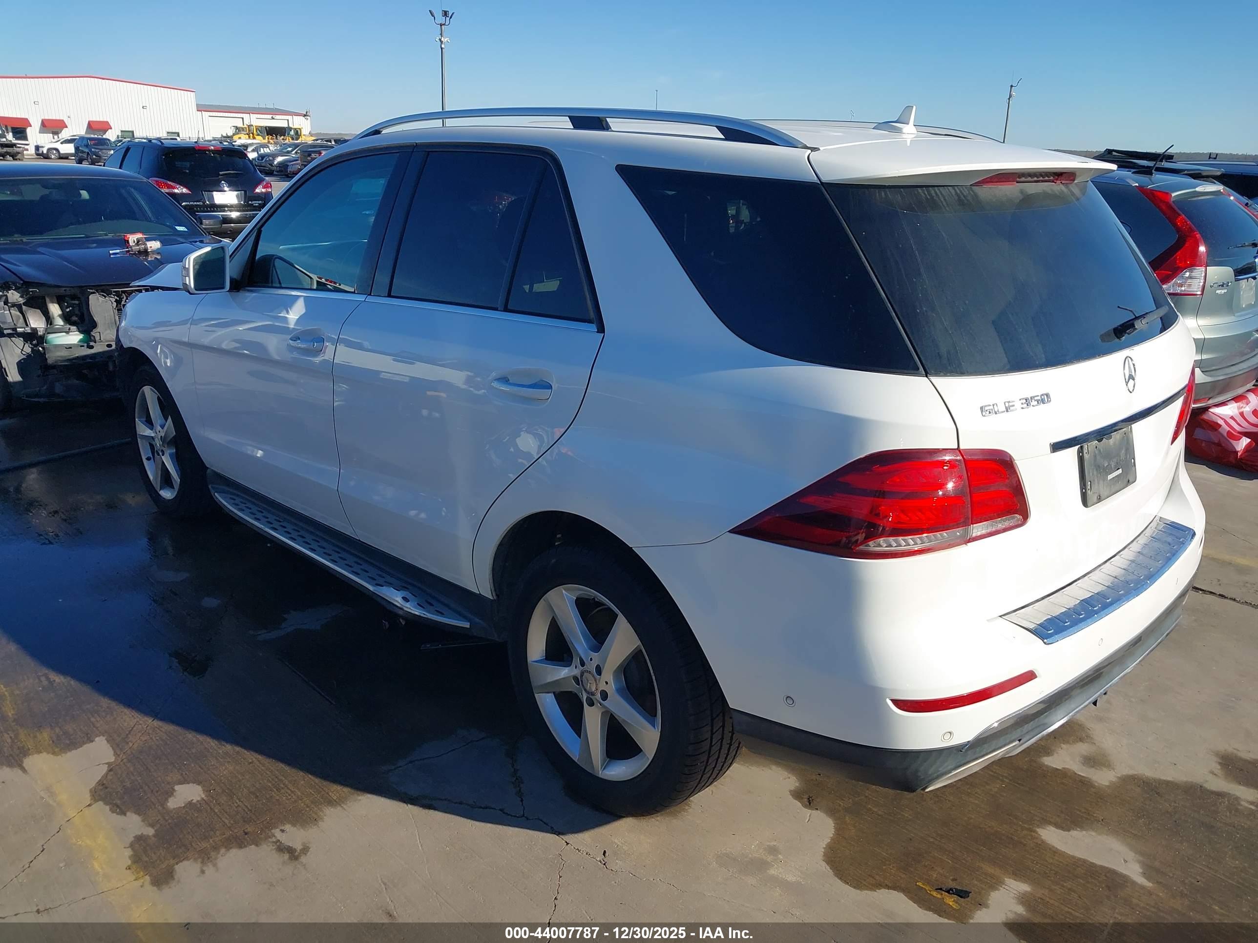 MERCEDES-BENZ GLE image 3