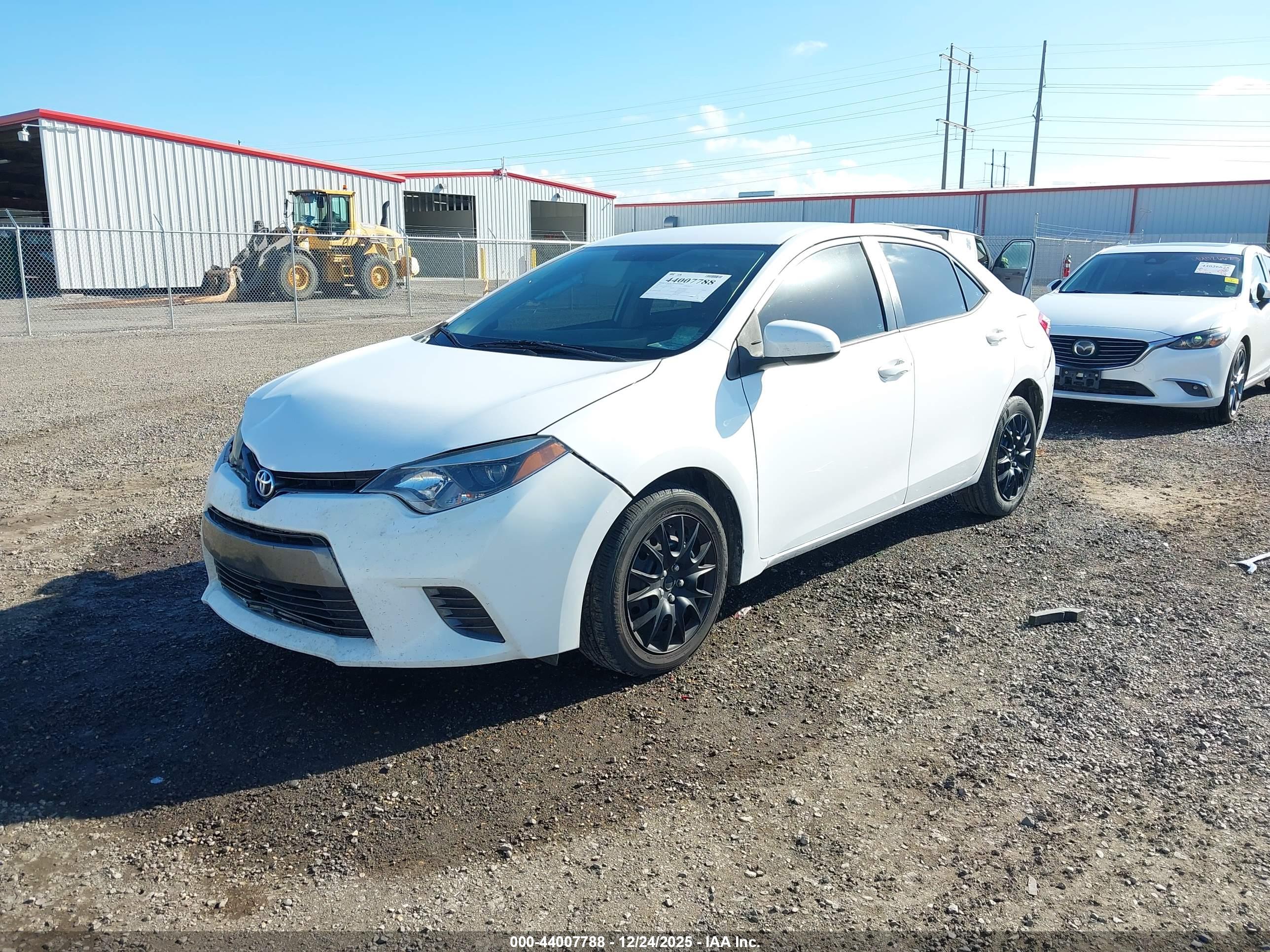 TOYOTA COROLLA image 2