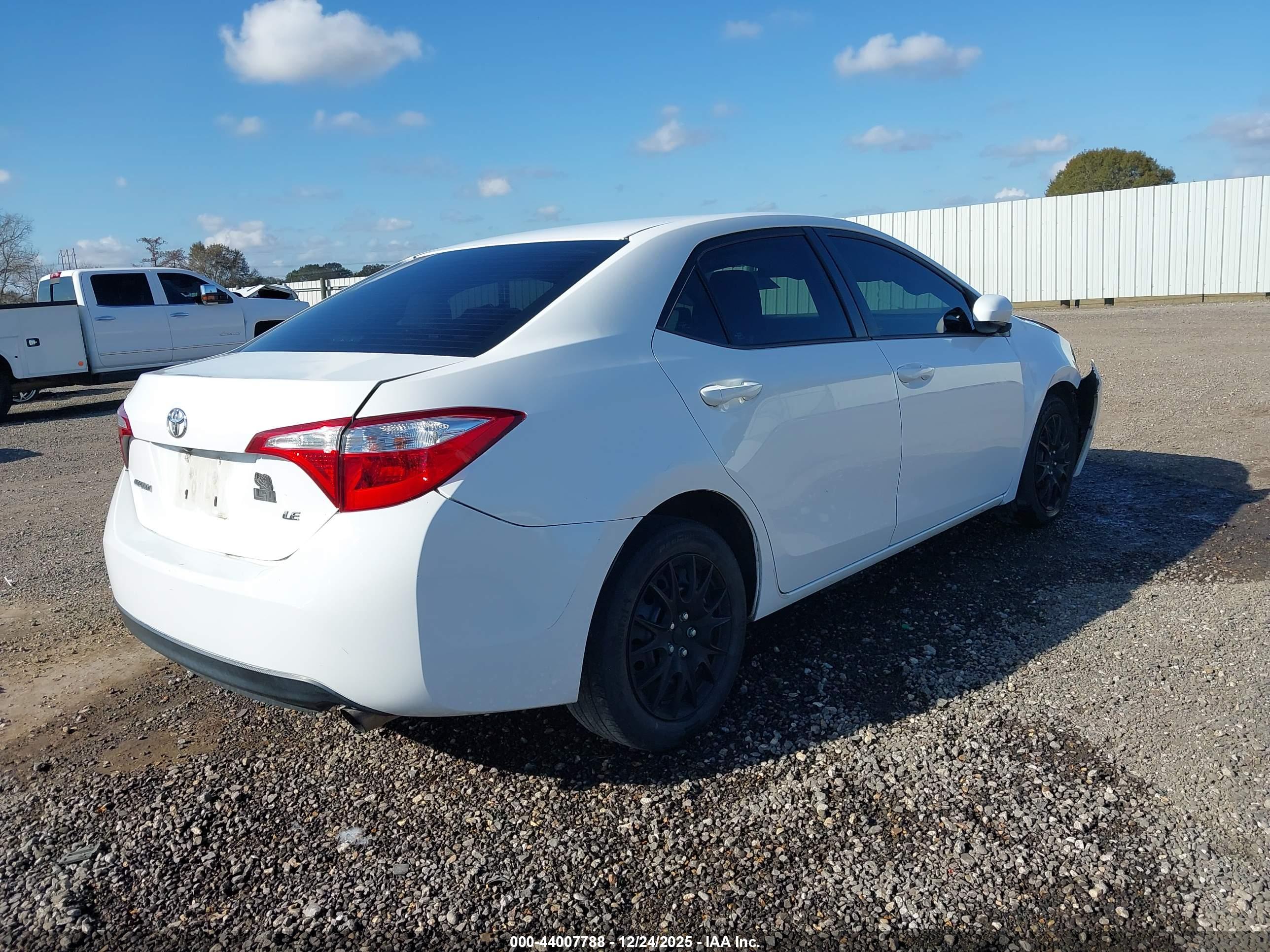 TOYOTA COROLLA image 4