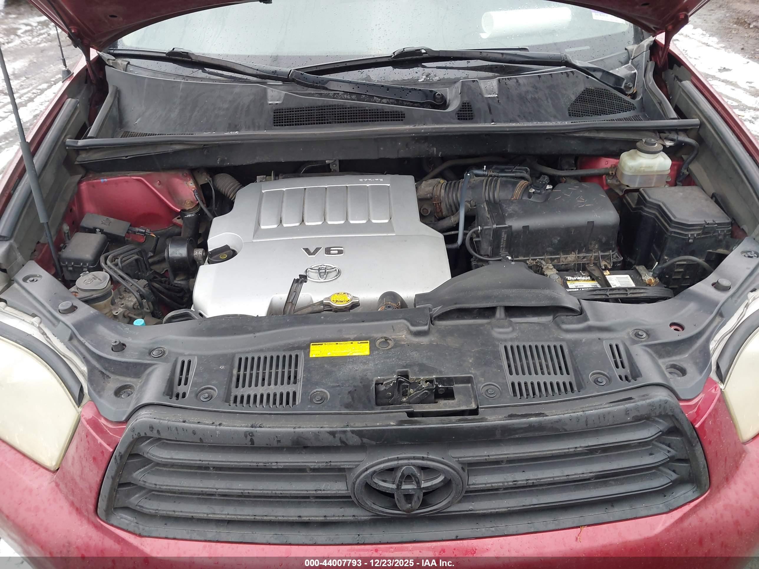 TOYOTA HIGHLANDER image 10
