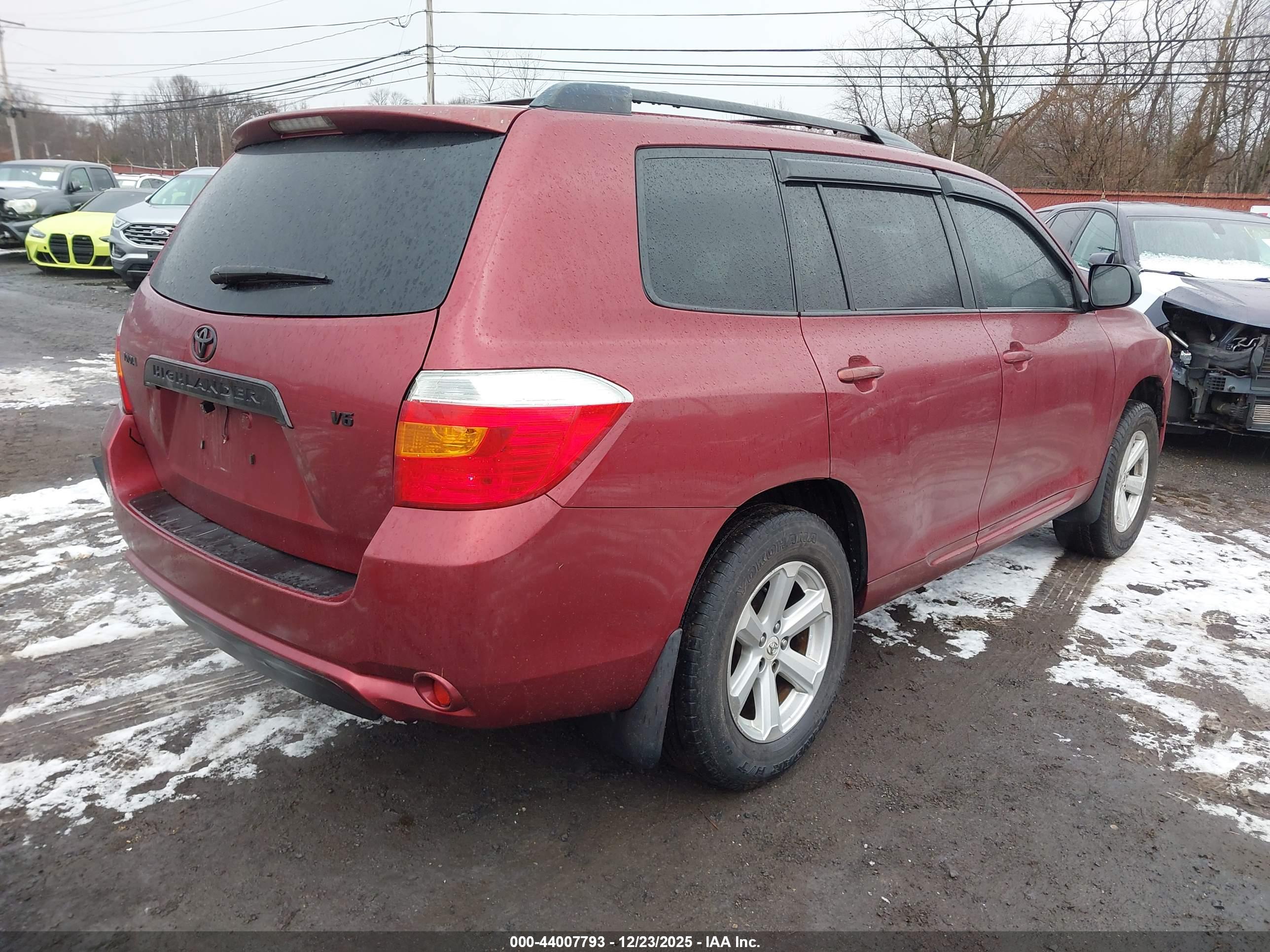 TOYOTA HIGHLANDER image 4