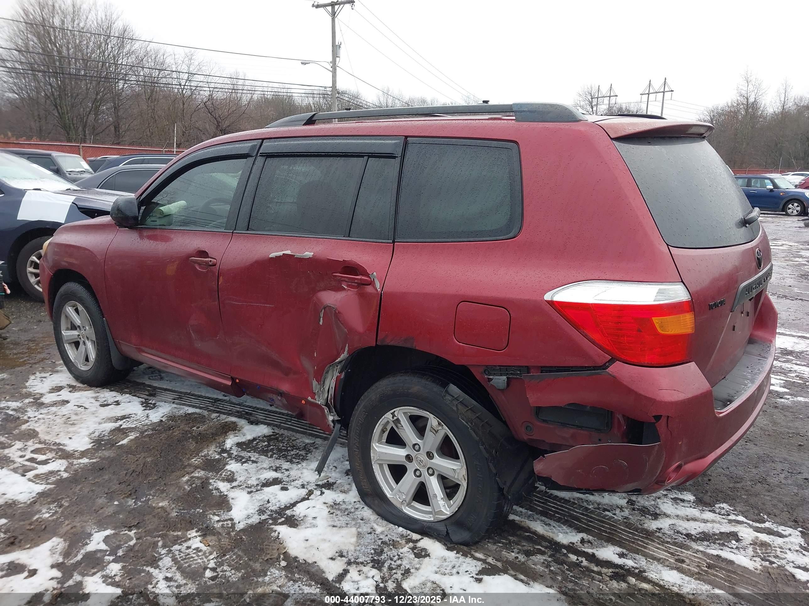 TOYOTA HIGHLANDER image 6