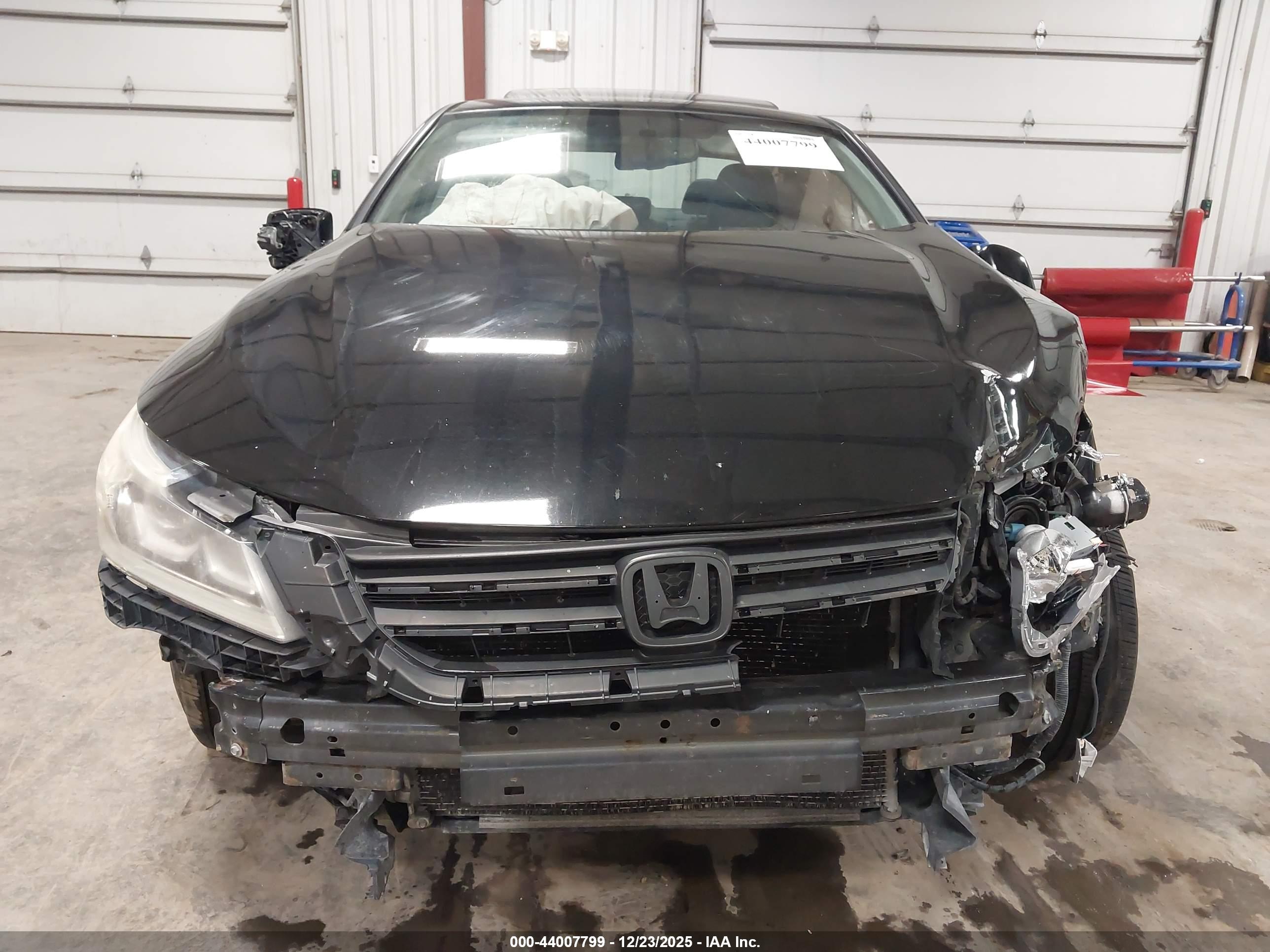 HONDA ACCORD image 6
