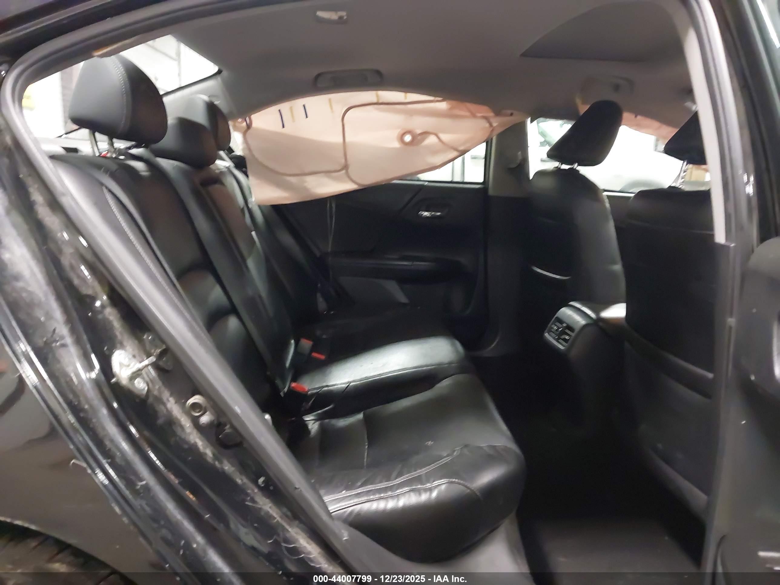 HONDA ACCORD image 8