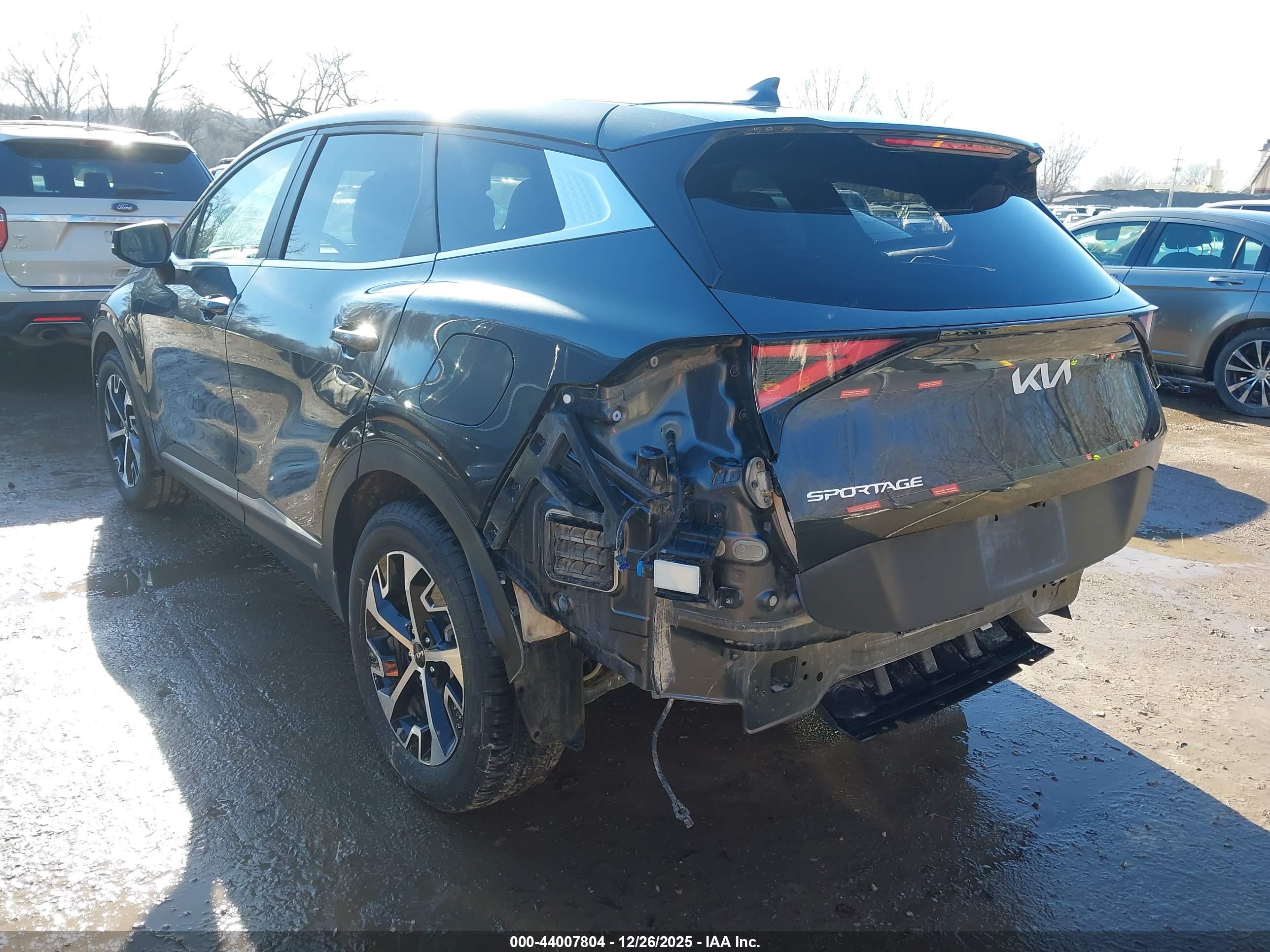 KIA SPORTAGE image 3