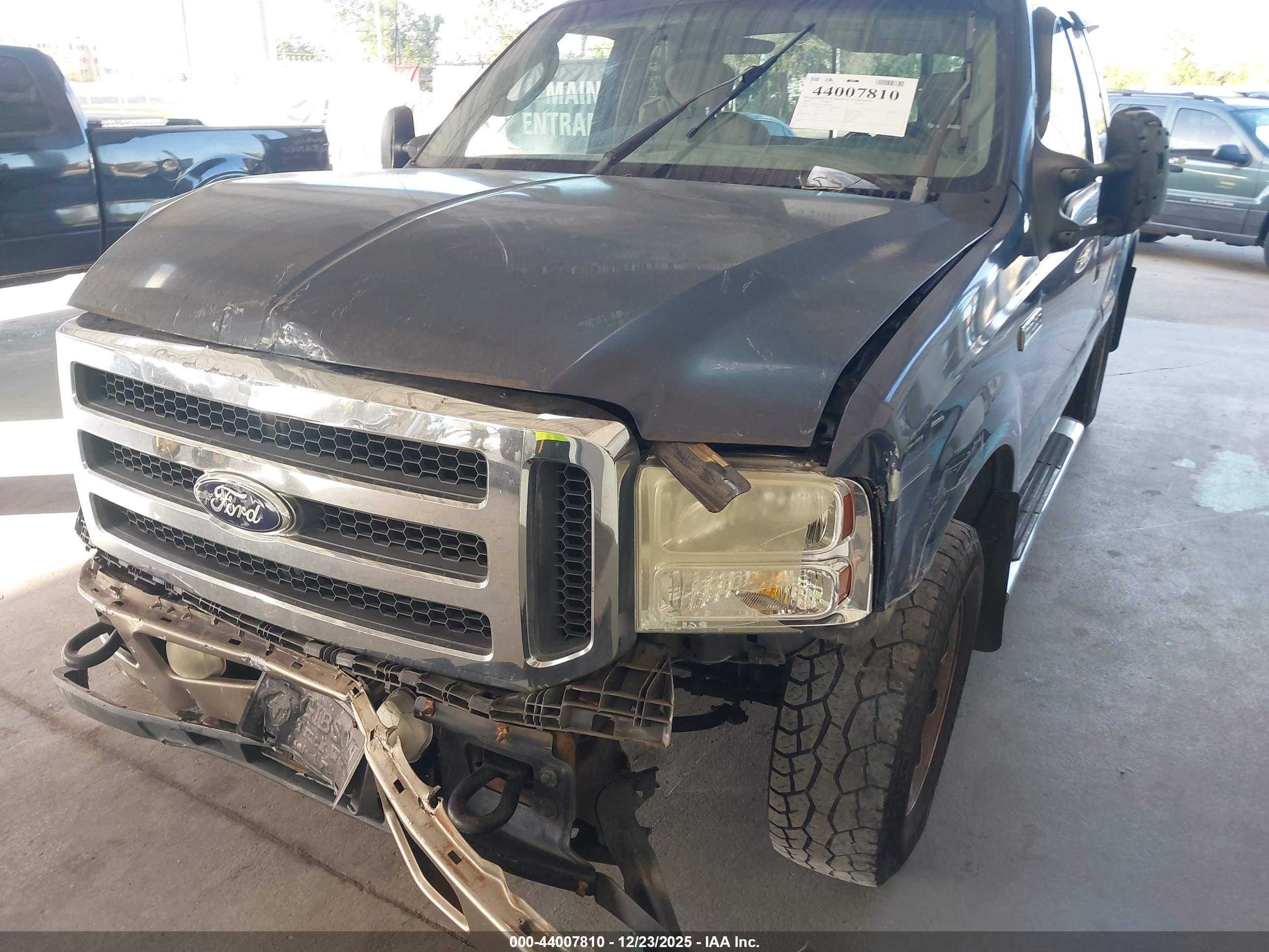 FORD F-250 image 6