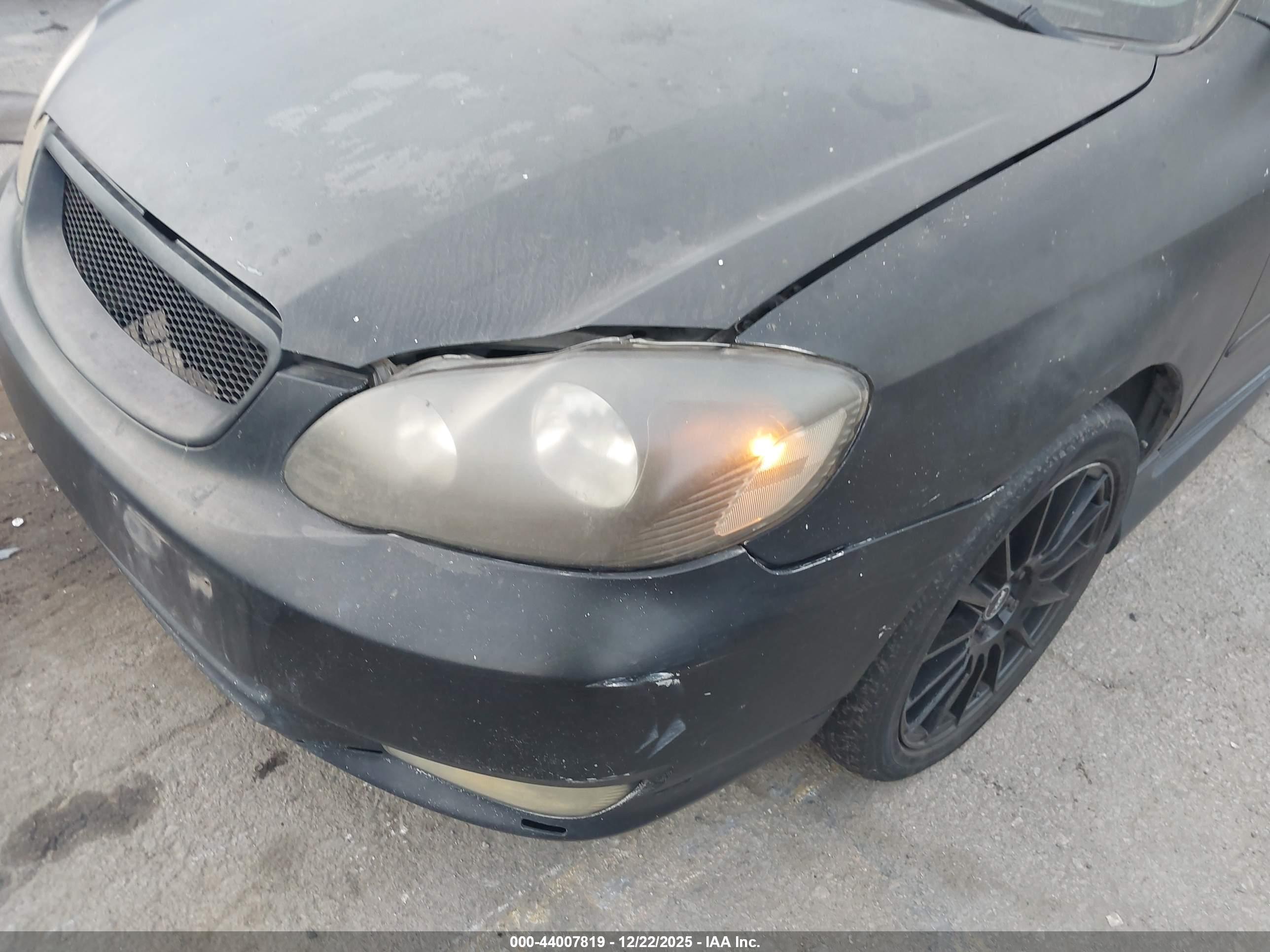 TOYOTA COROLLA image 6