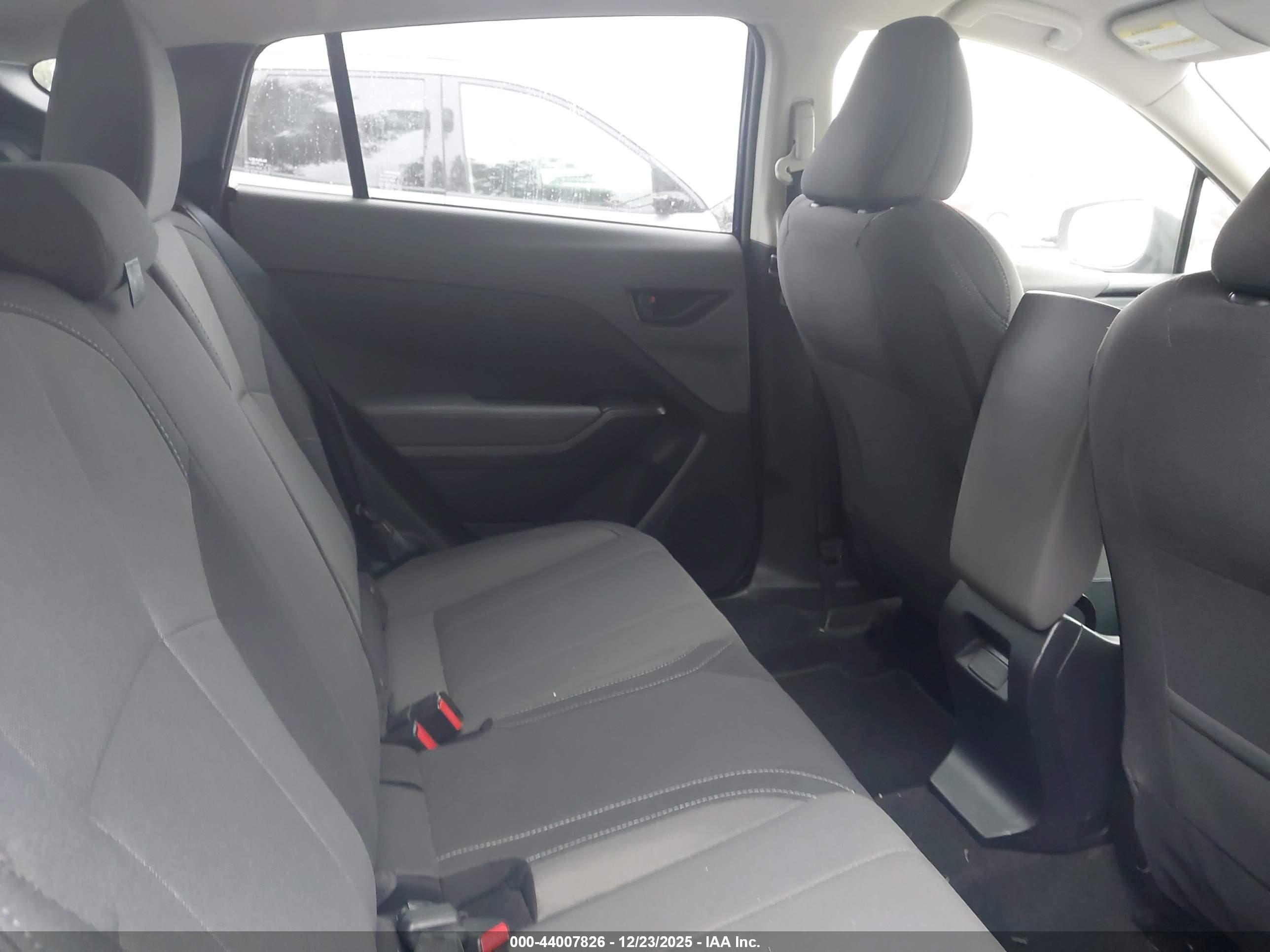 SUBARU CROSSTREK image 8