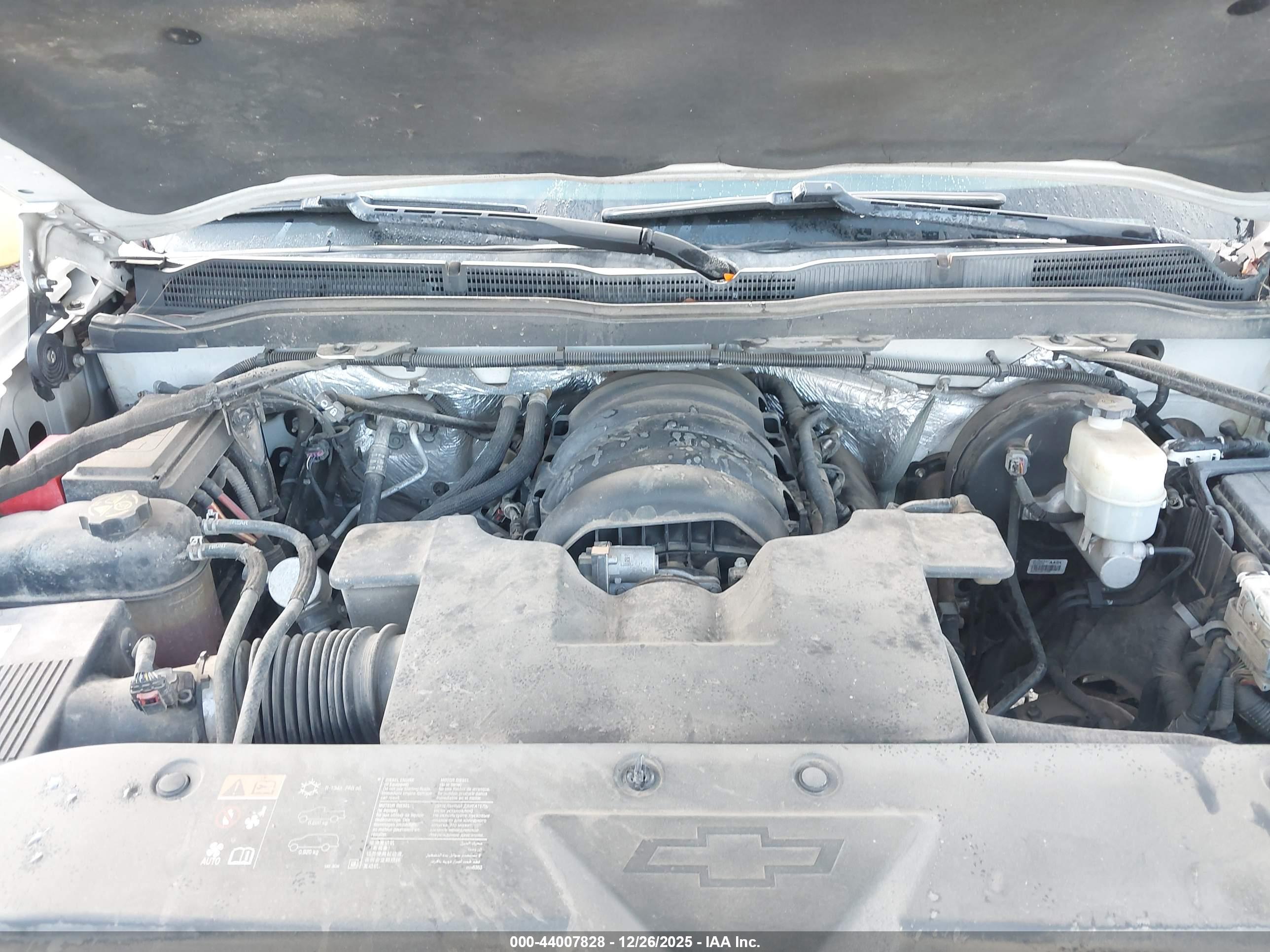 CHEVROLET SILVERADO image 10