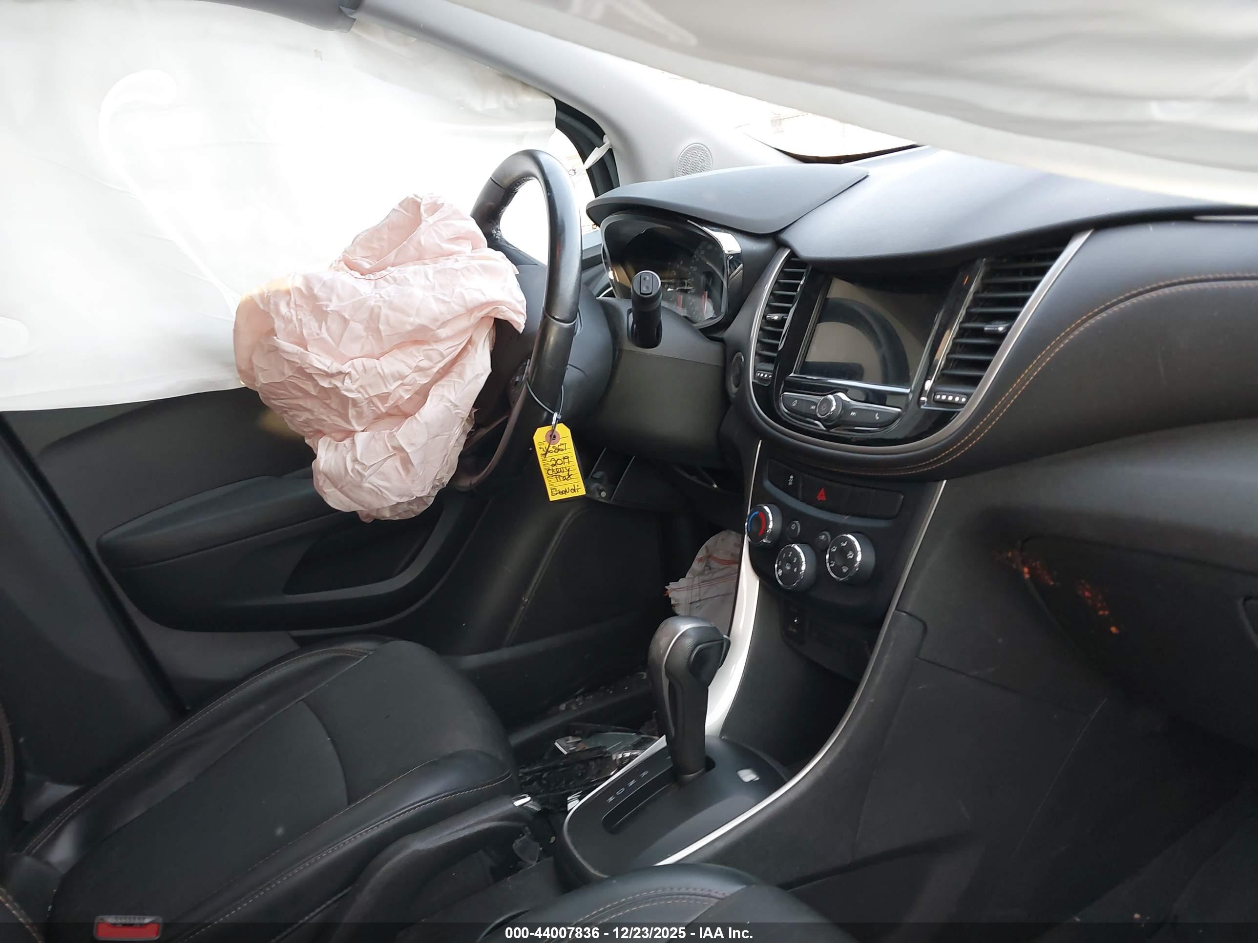 CHEVROLET TRAX image 5