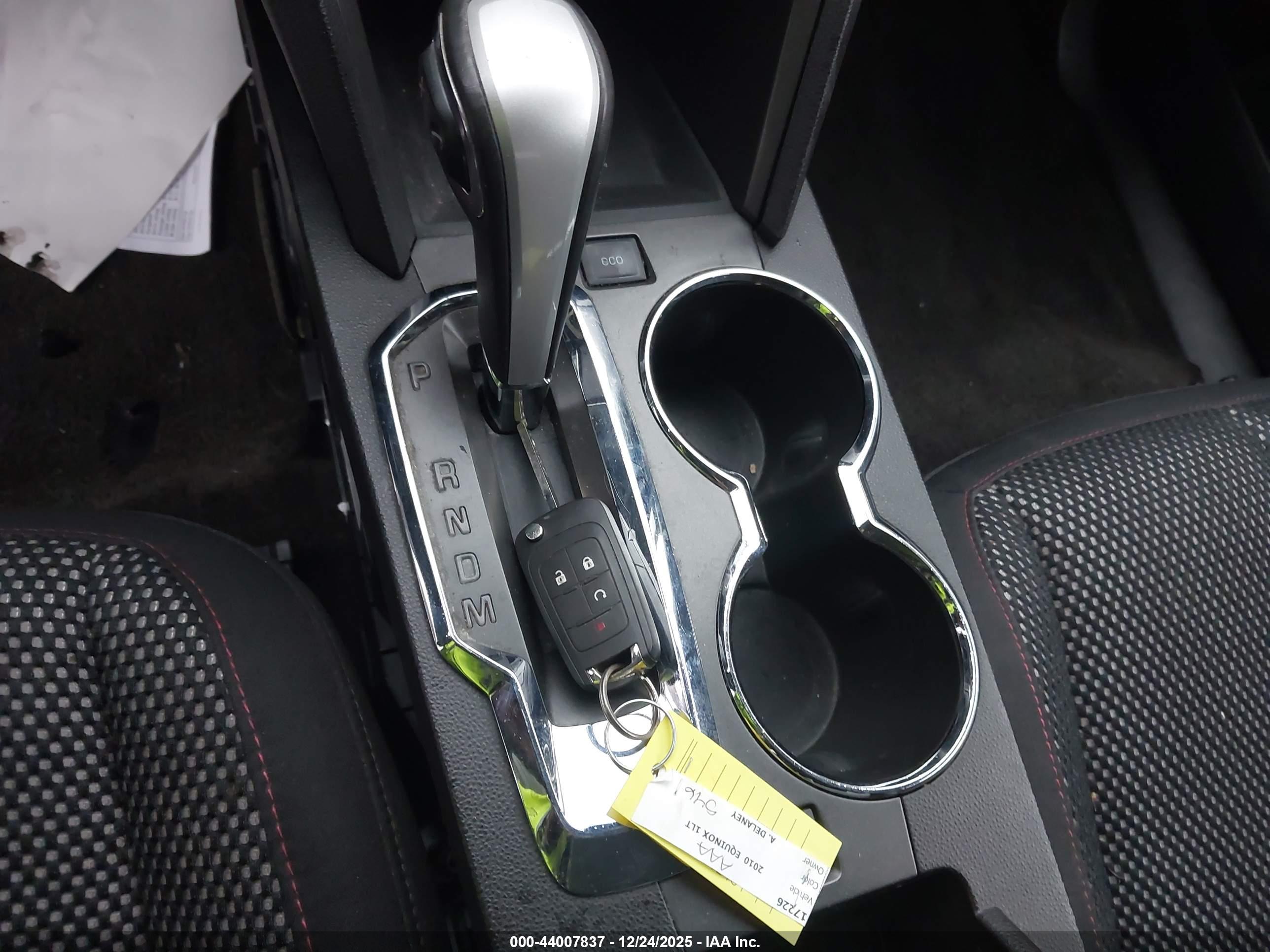 CHEVROLET EQUINOX image 11