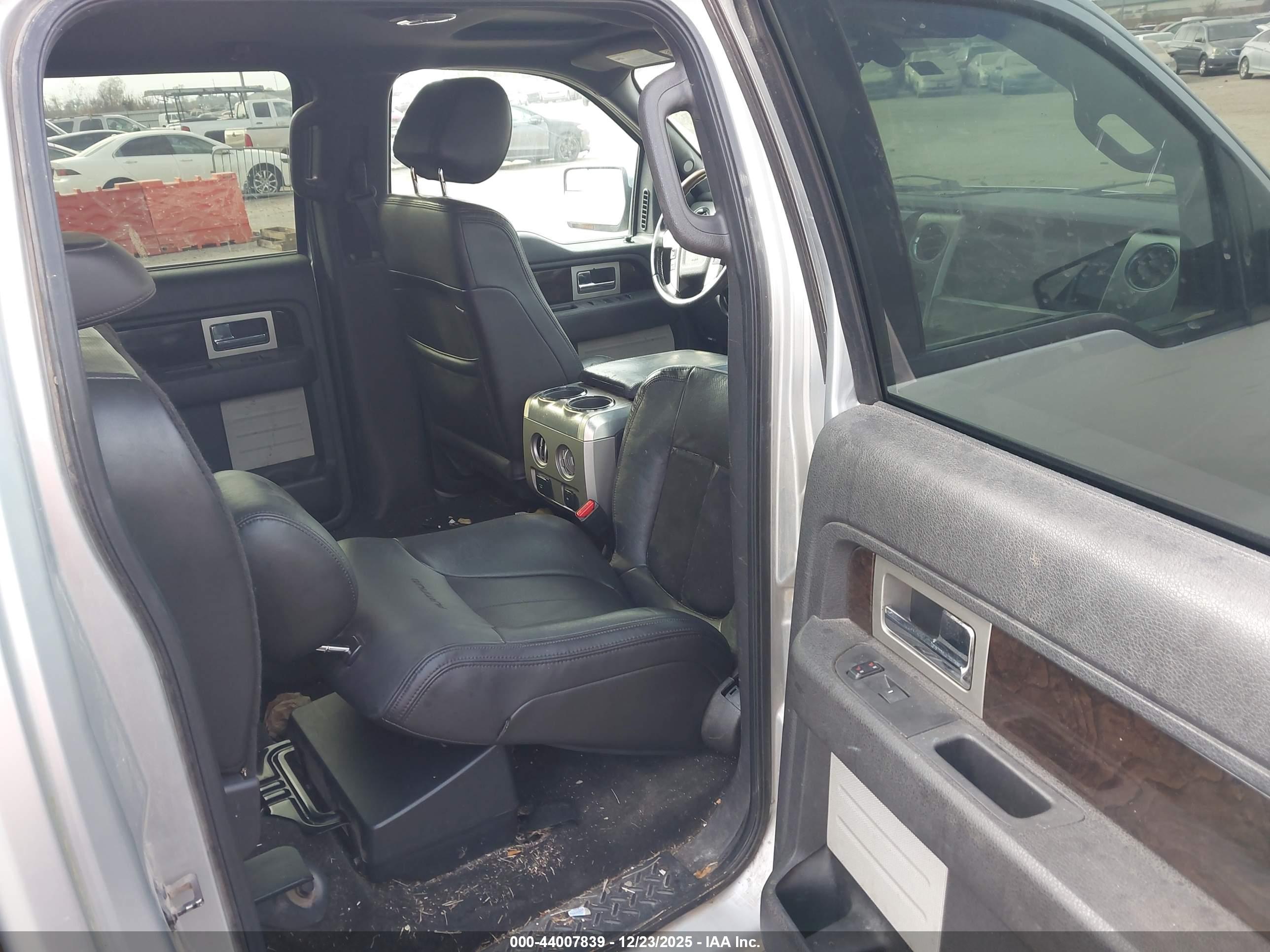 FORD F-150 image 8