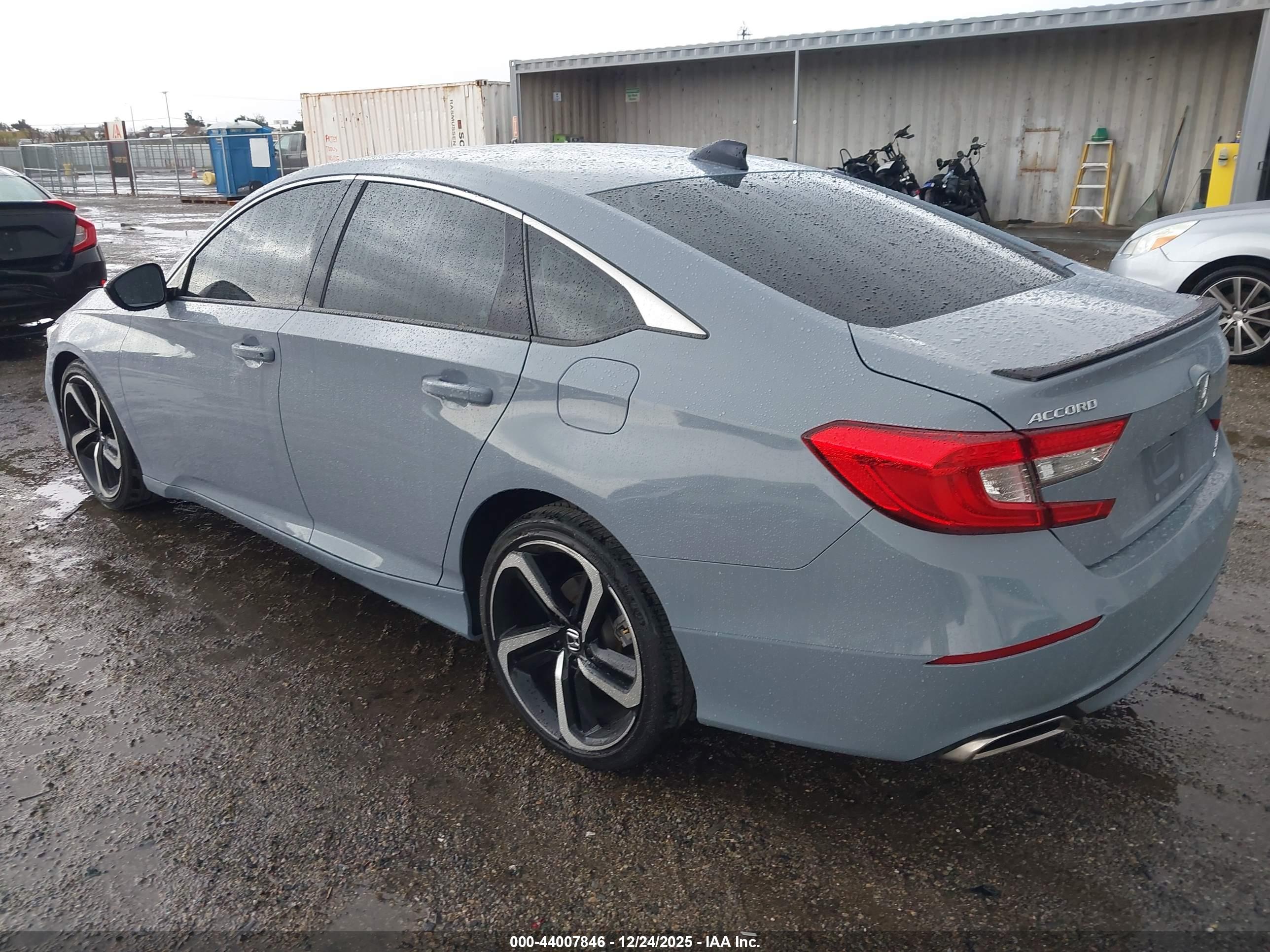 HONDA ACCORD image 3