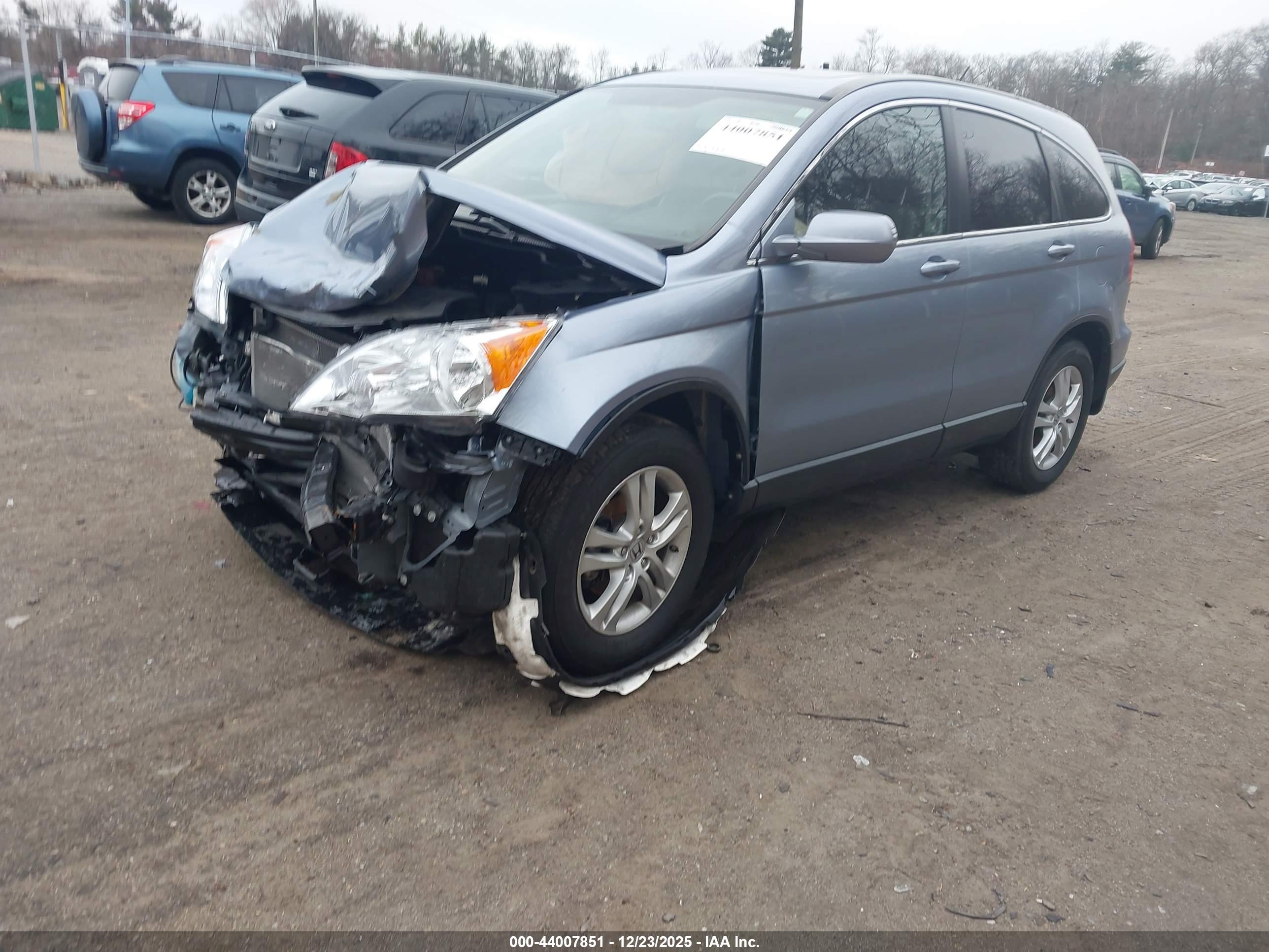 HONDA CR-V image 2